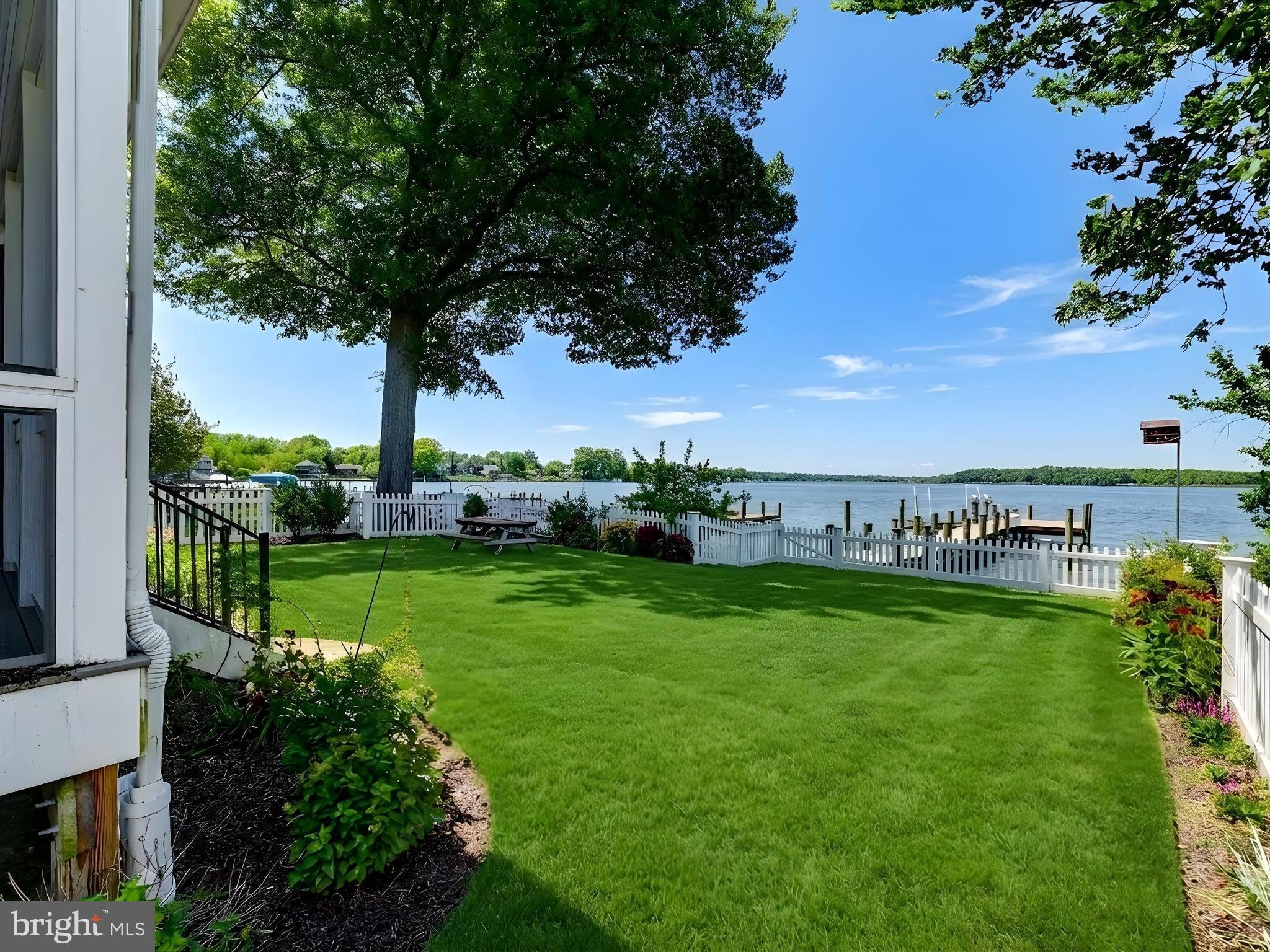 WEST TWIN RIVER - Residential