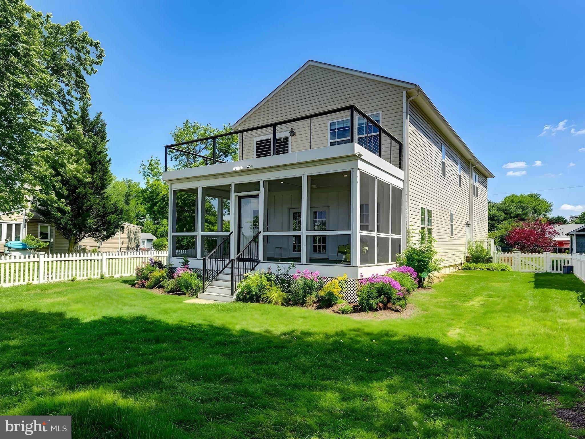 WEST TWIN RIVER - Residential