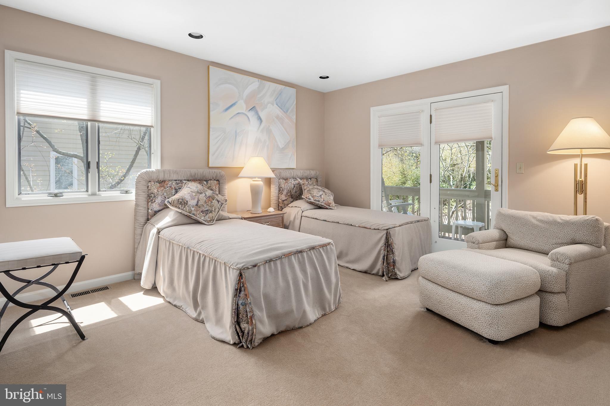 OCEAN RIDGE - Residential