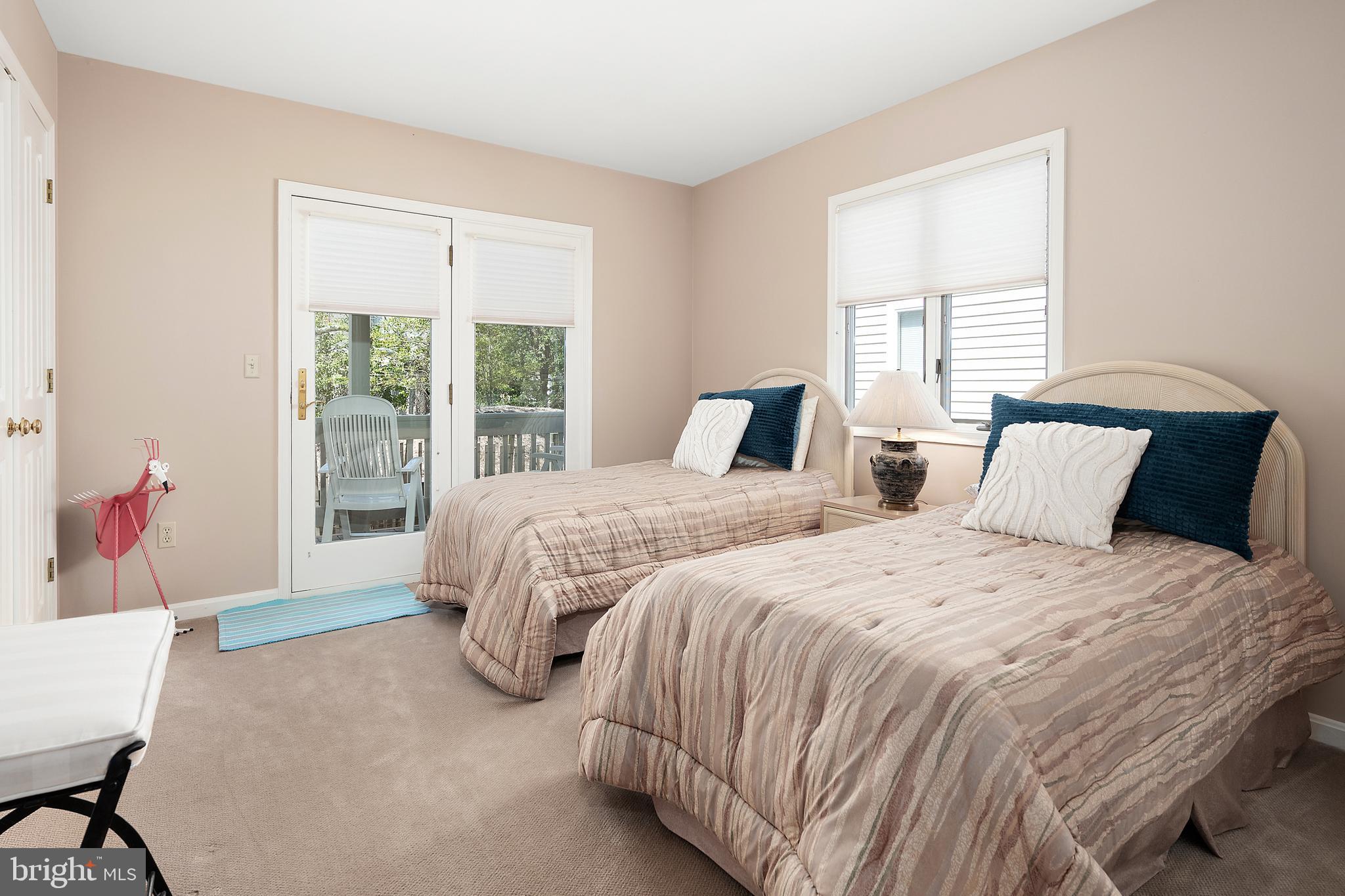 OCEAN RIDGE - Residential