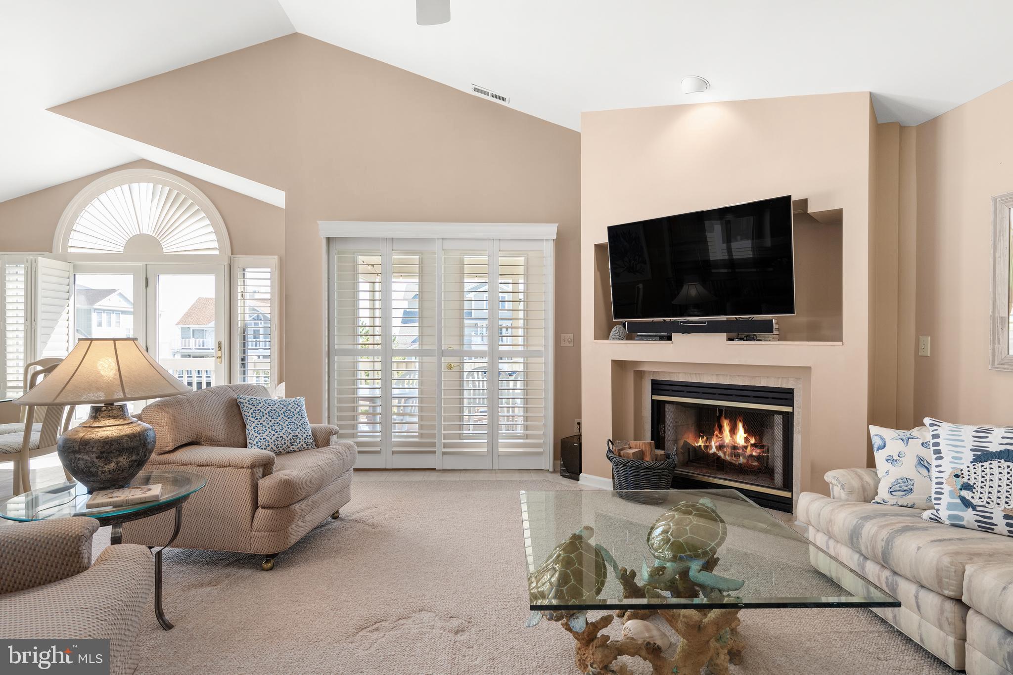 OCEAN RIDGE - Residential