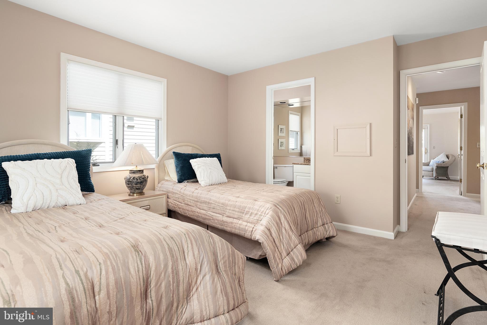 OCEAN RIDGE - Residential