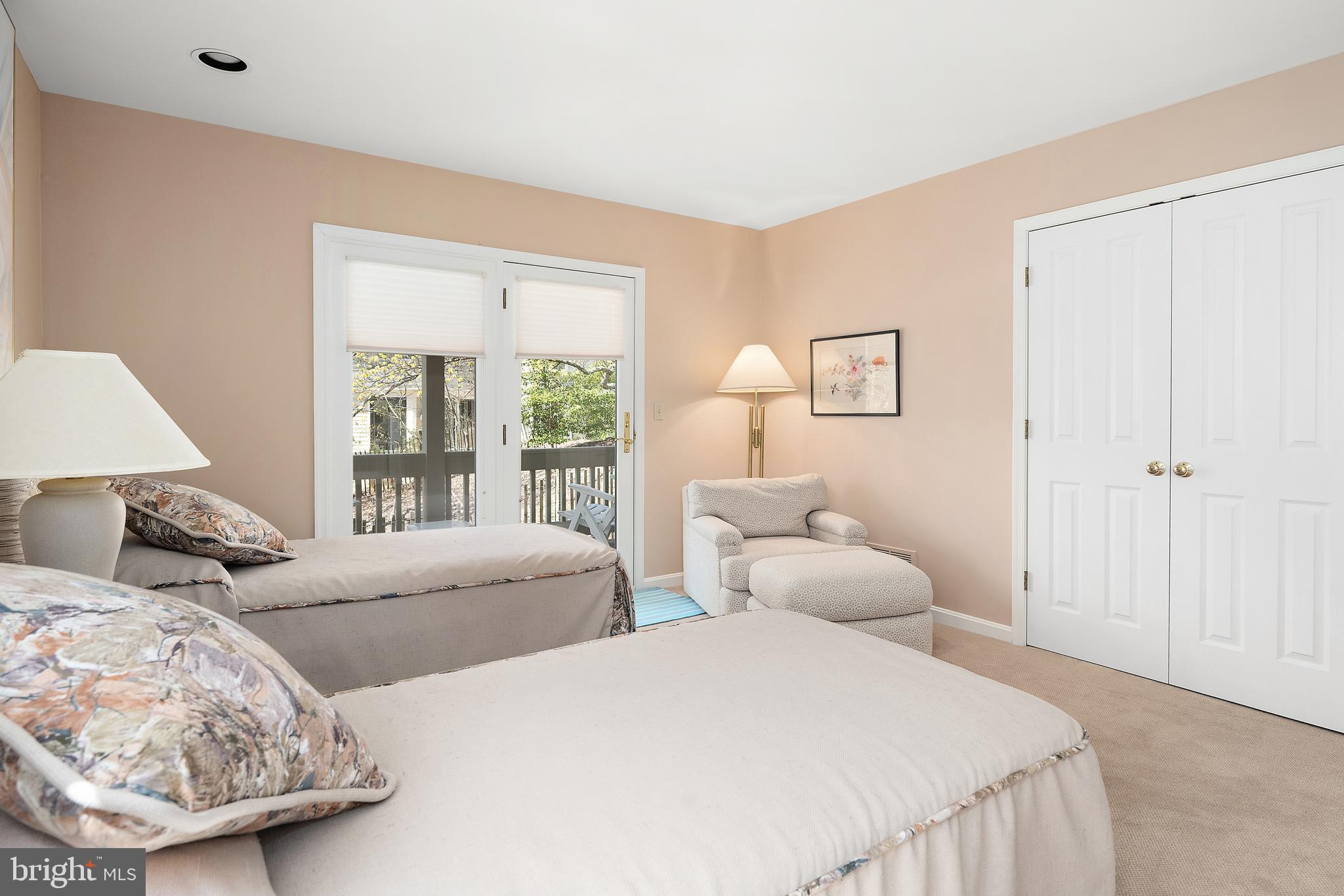 OCEAN RIDGE - Residential