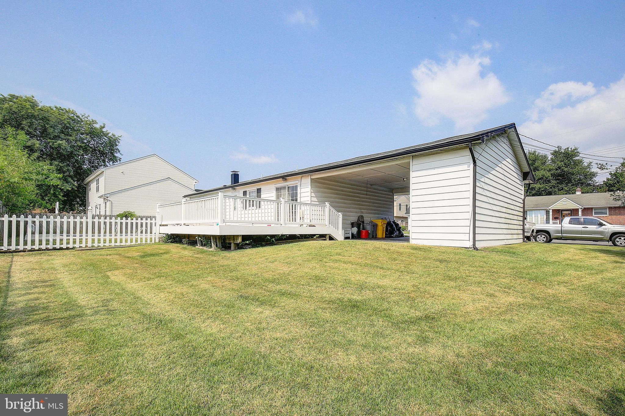 RIVIERA BEACH - Residential