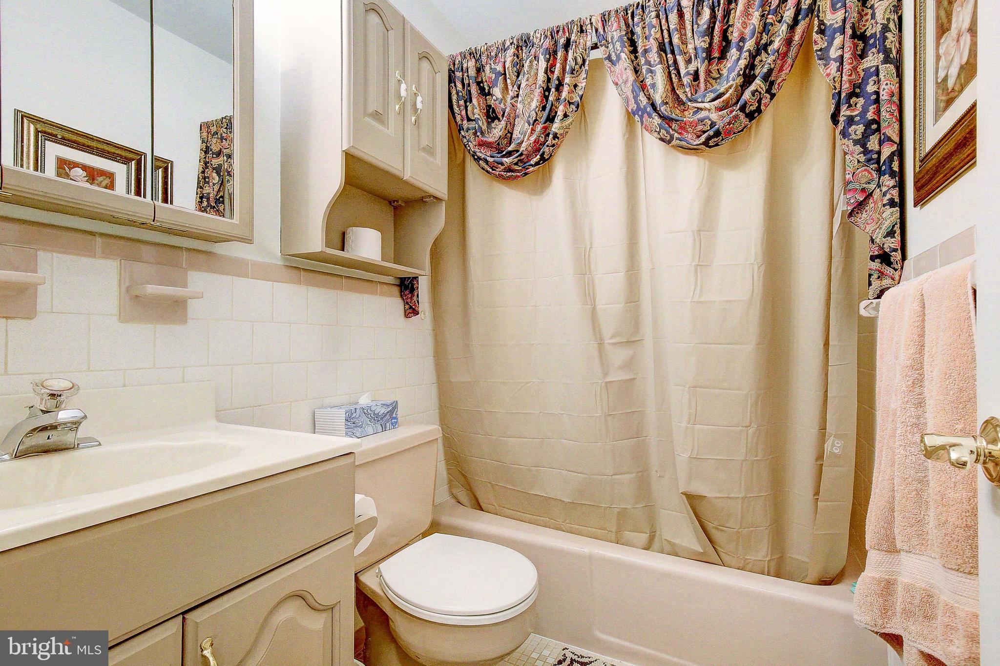 RIVIERA BEACH - Residential