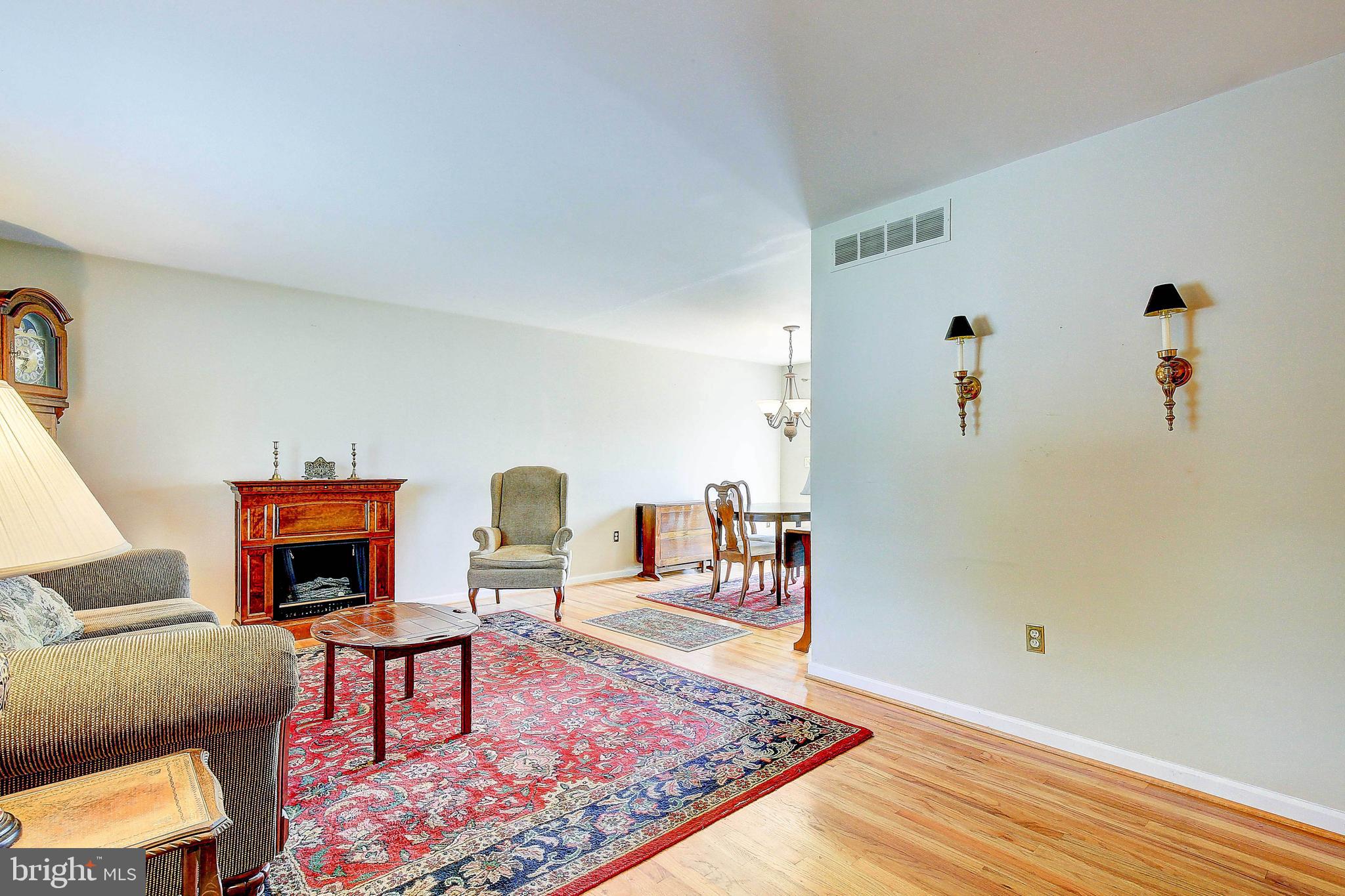 RIVIERA BEACH - Residential