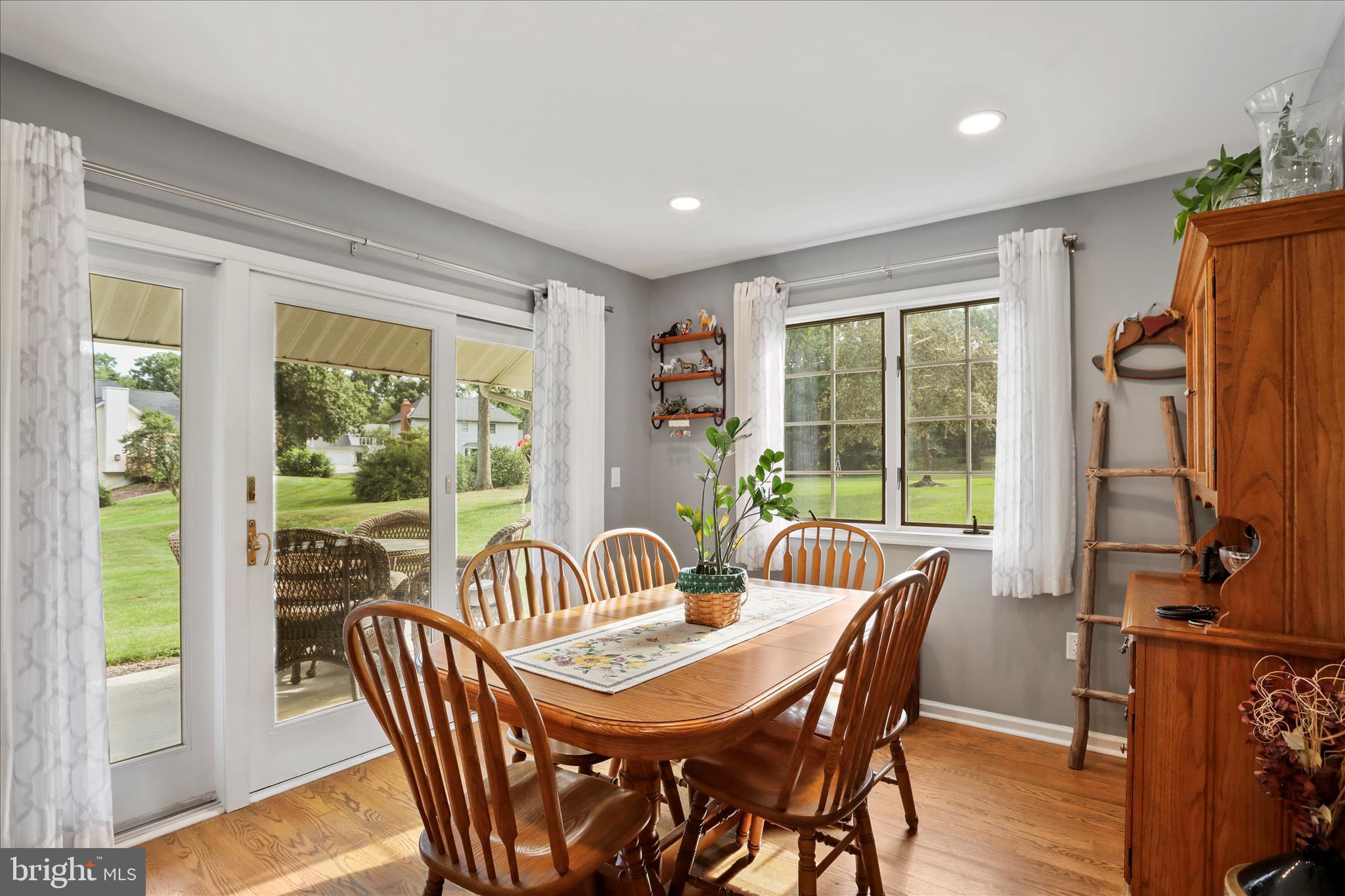 PENN NATIONAL ESTATES - Residential