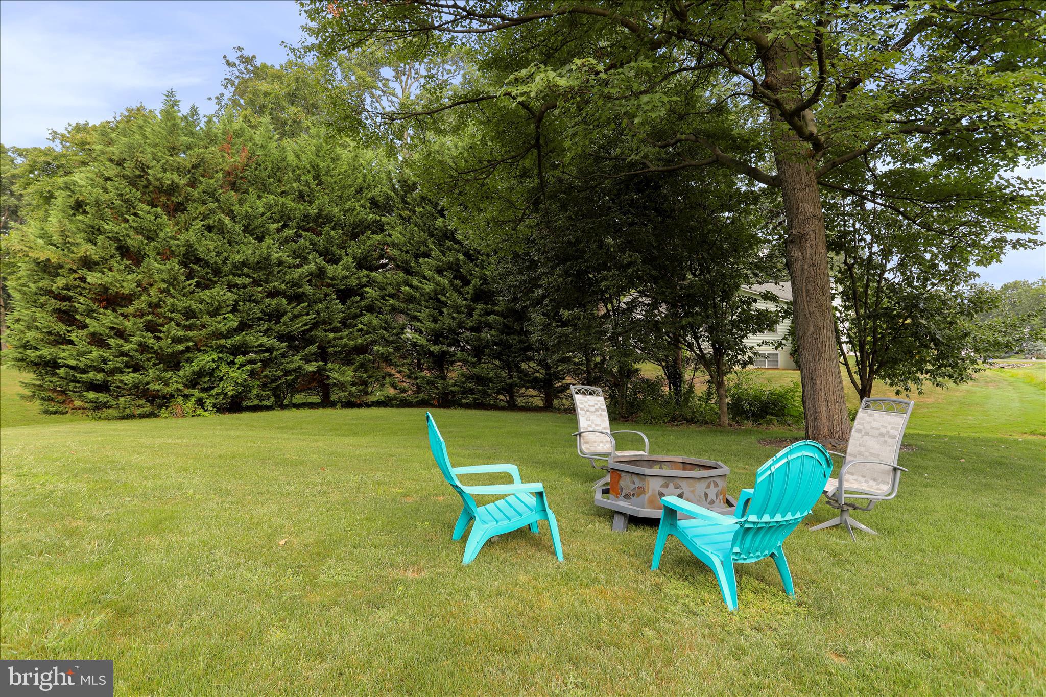 PENN NATIONAL ESTATES - Residential