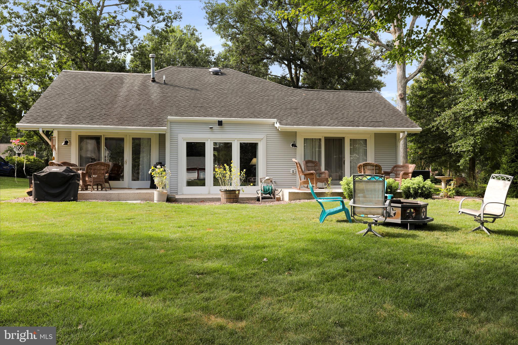 PENN NATIONAL ESTATES - Residential