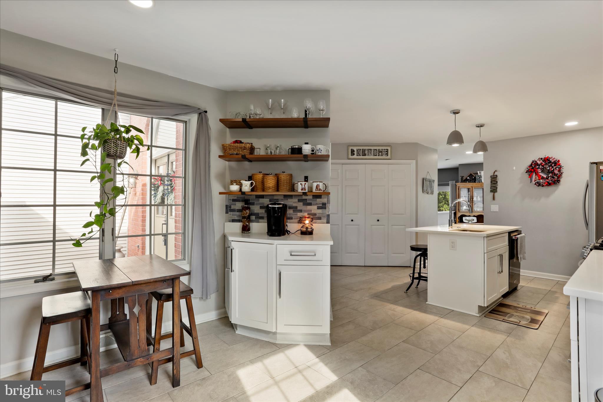 PENN NATIONAL ESTATES - Residential