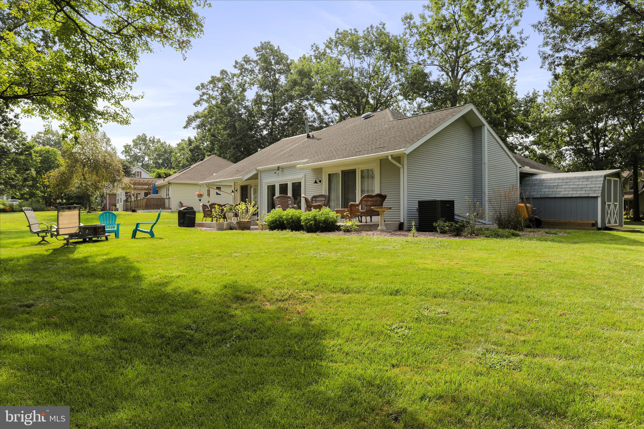 PENN NATIONAL ESTATES - Residential