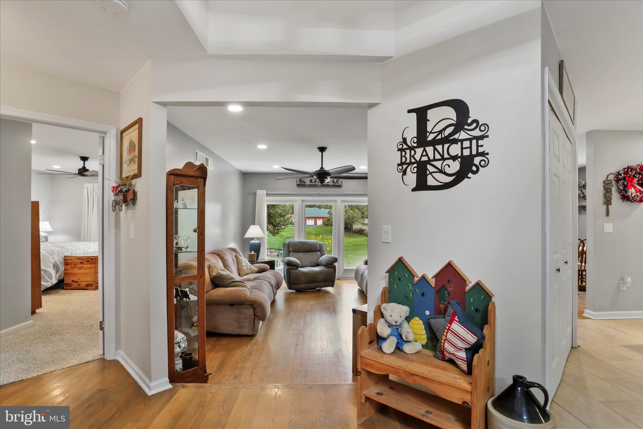 PENN NATIONAL ESTATES - Residential