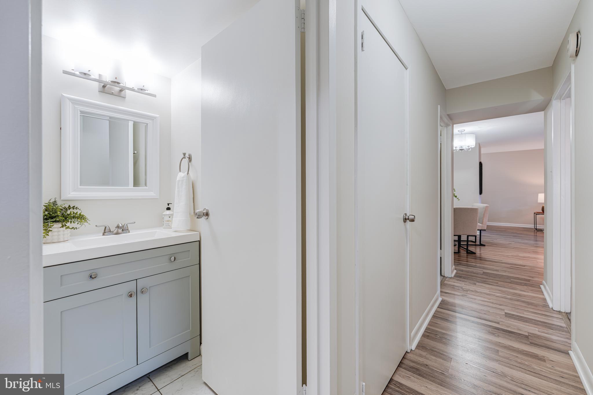 CHESTNUT GROVE - Residential Lease