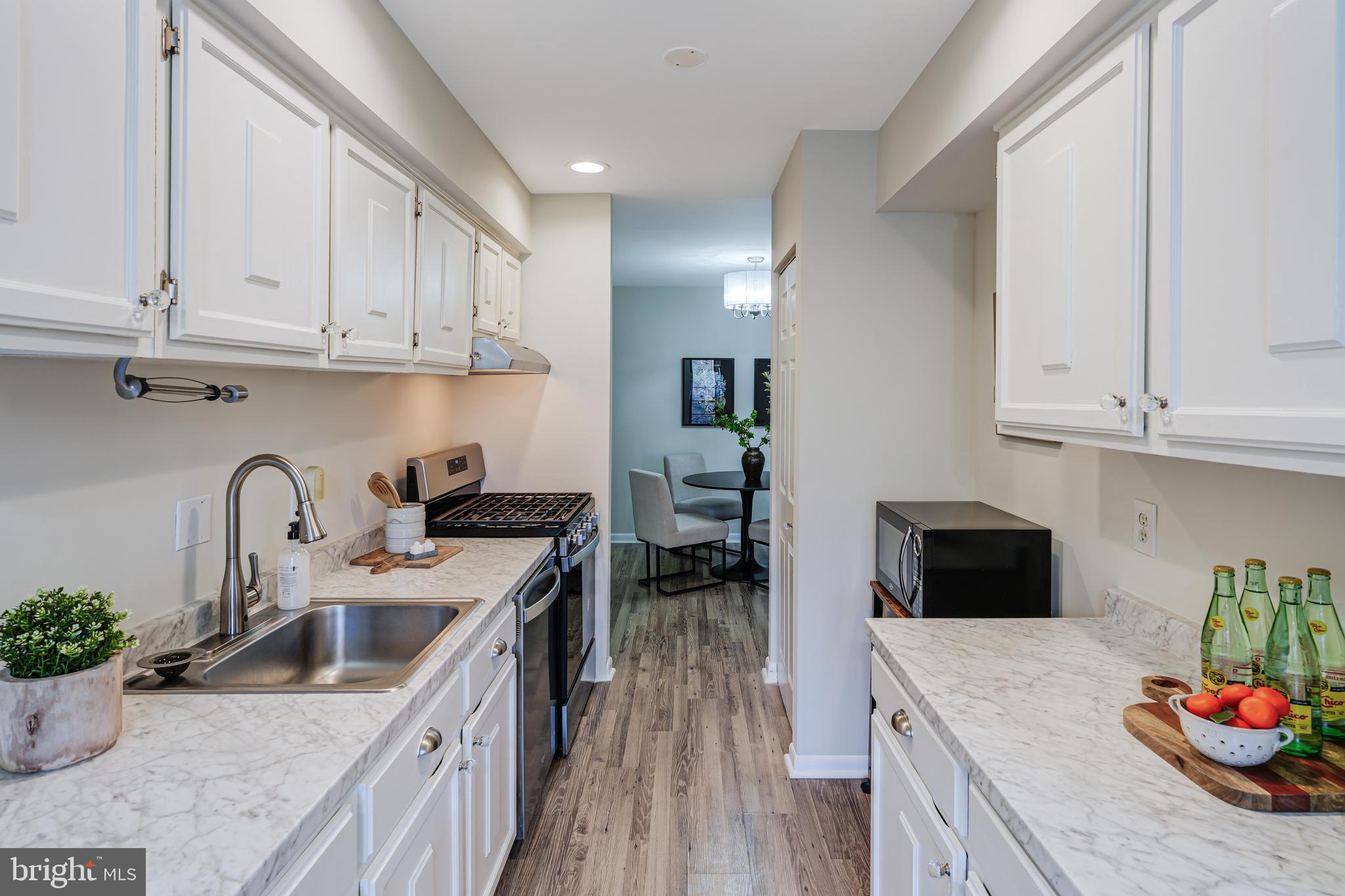 CHESTNUT GROVE - Residential Lease