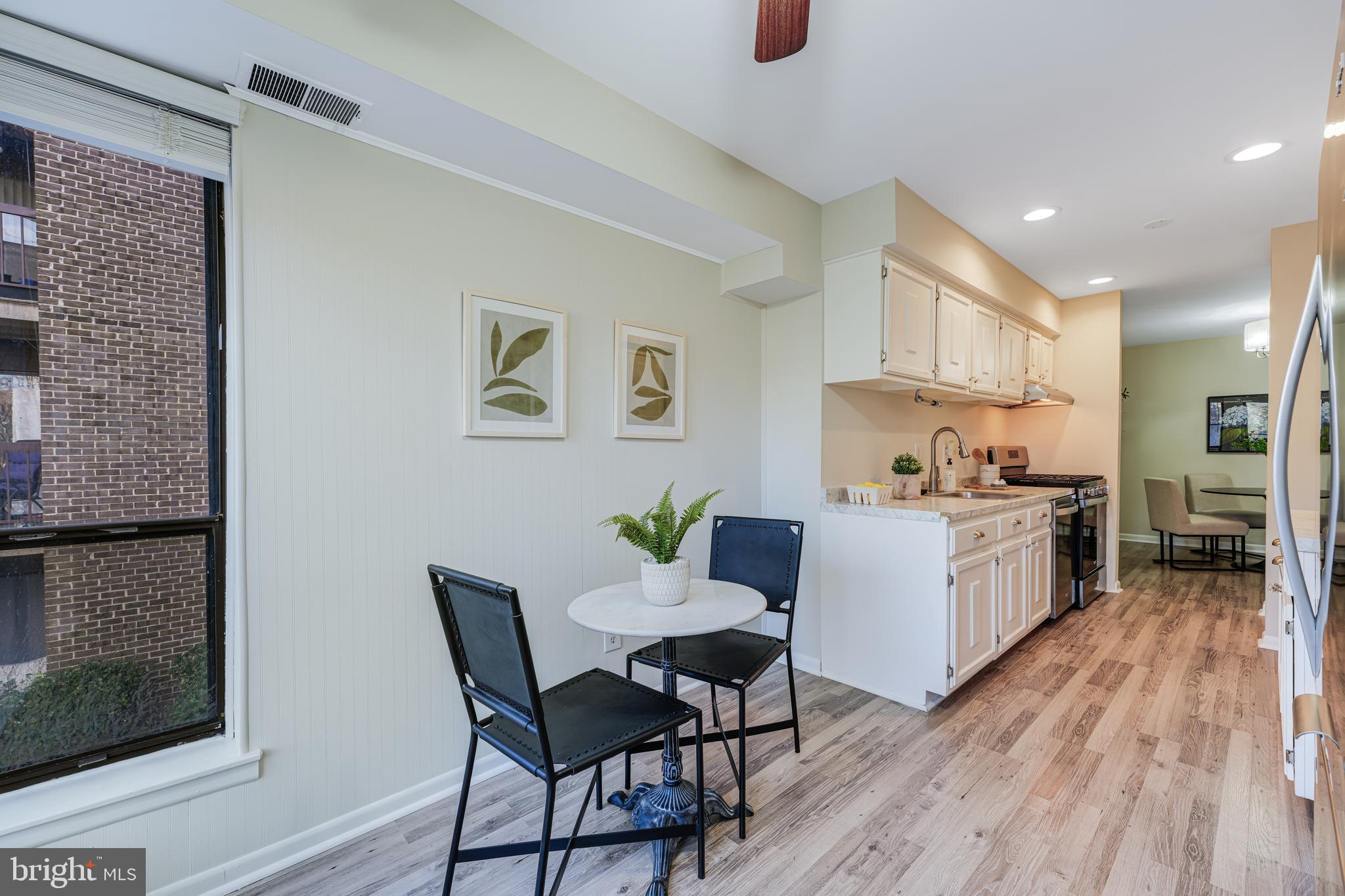 CHESTNUT GROVE - Residential Lease