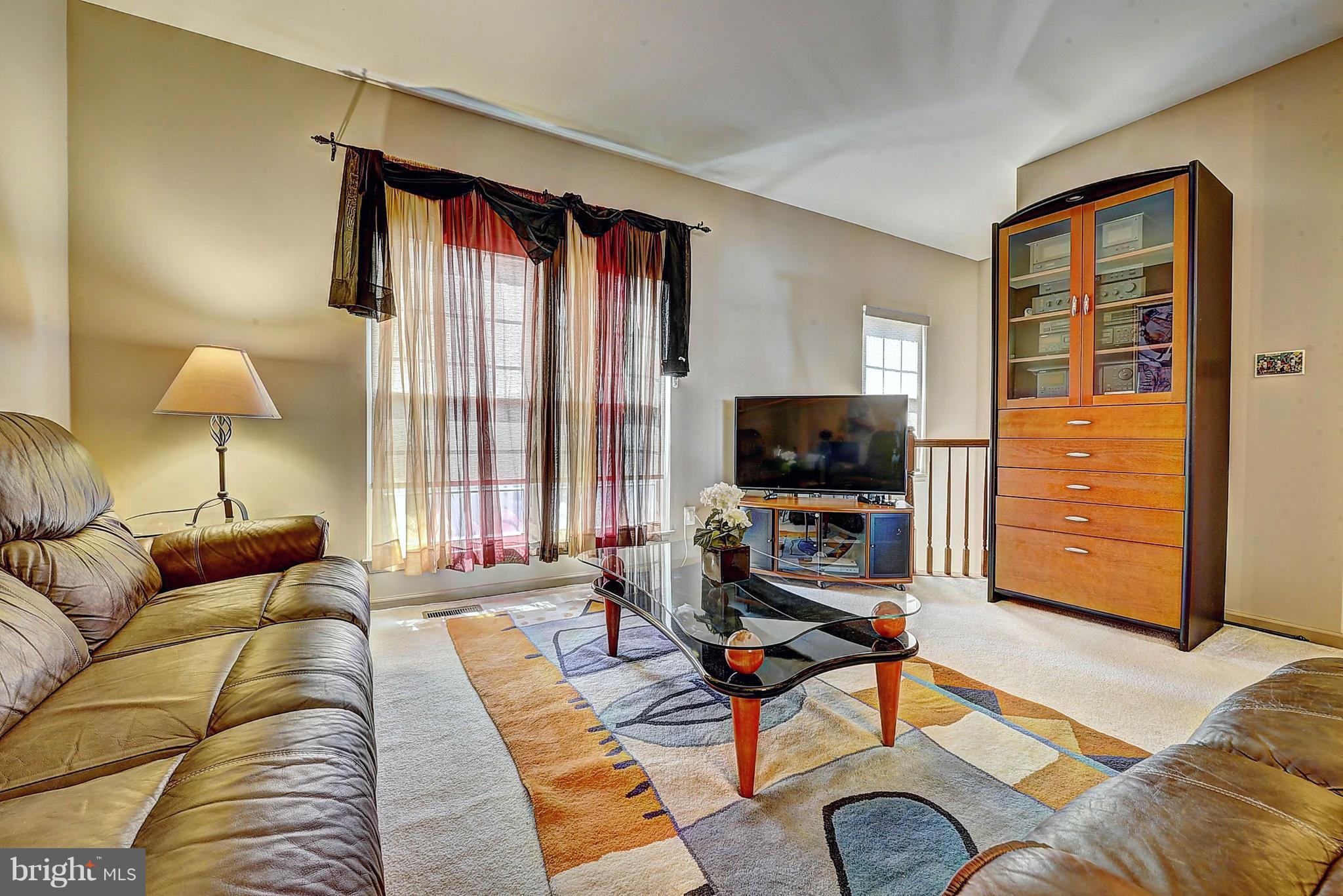 SYCAMORE HILL - Residential