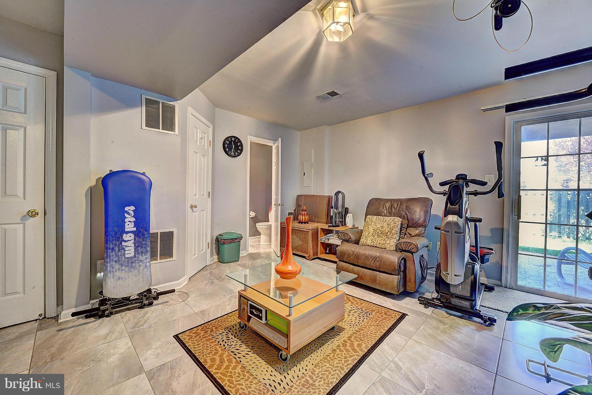 SYCAMORE HILL - Residential