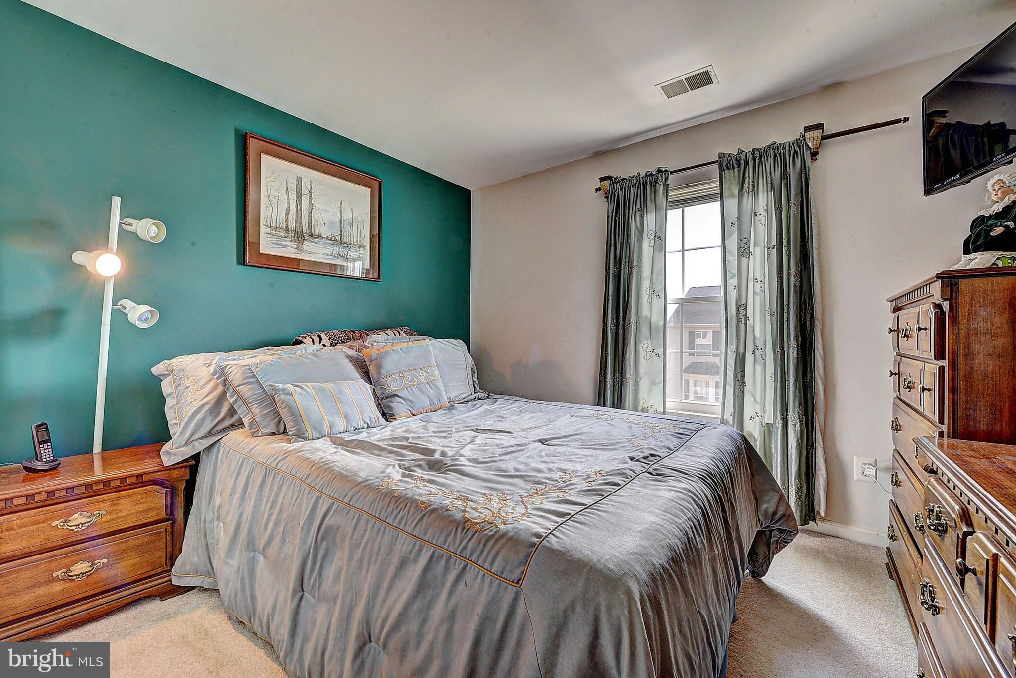 SYCAMORE HILL - Residential