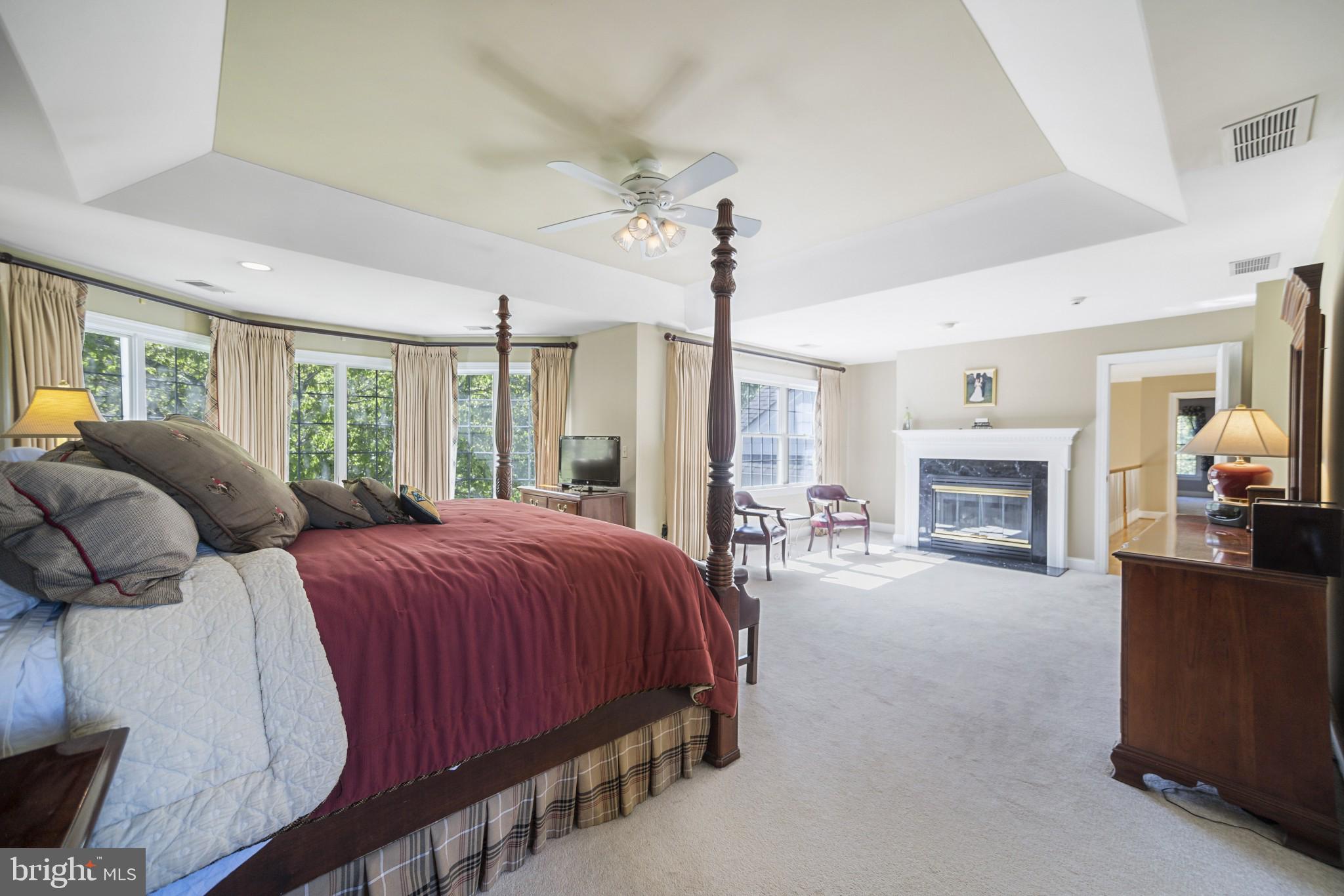 HILLHURST - Residential