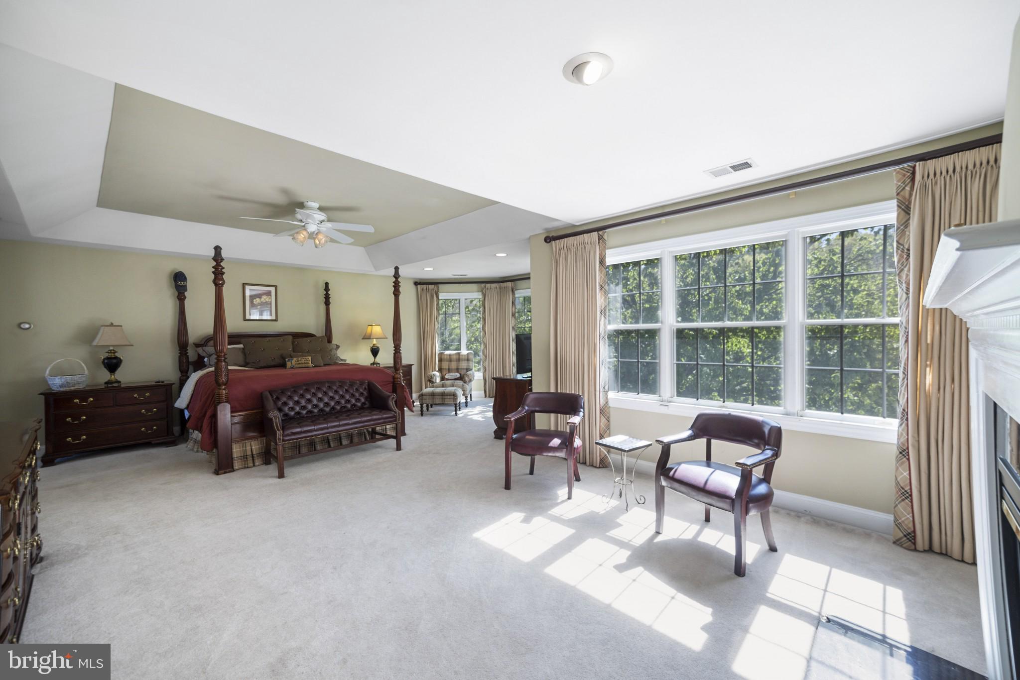 HILLHURST - Residential