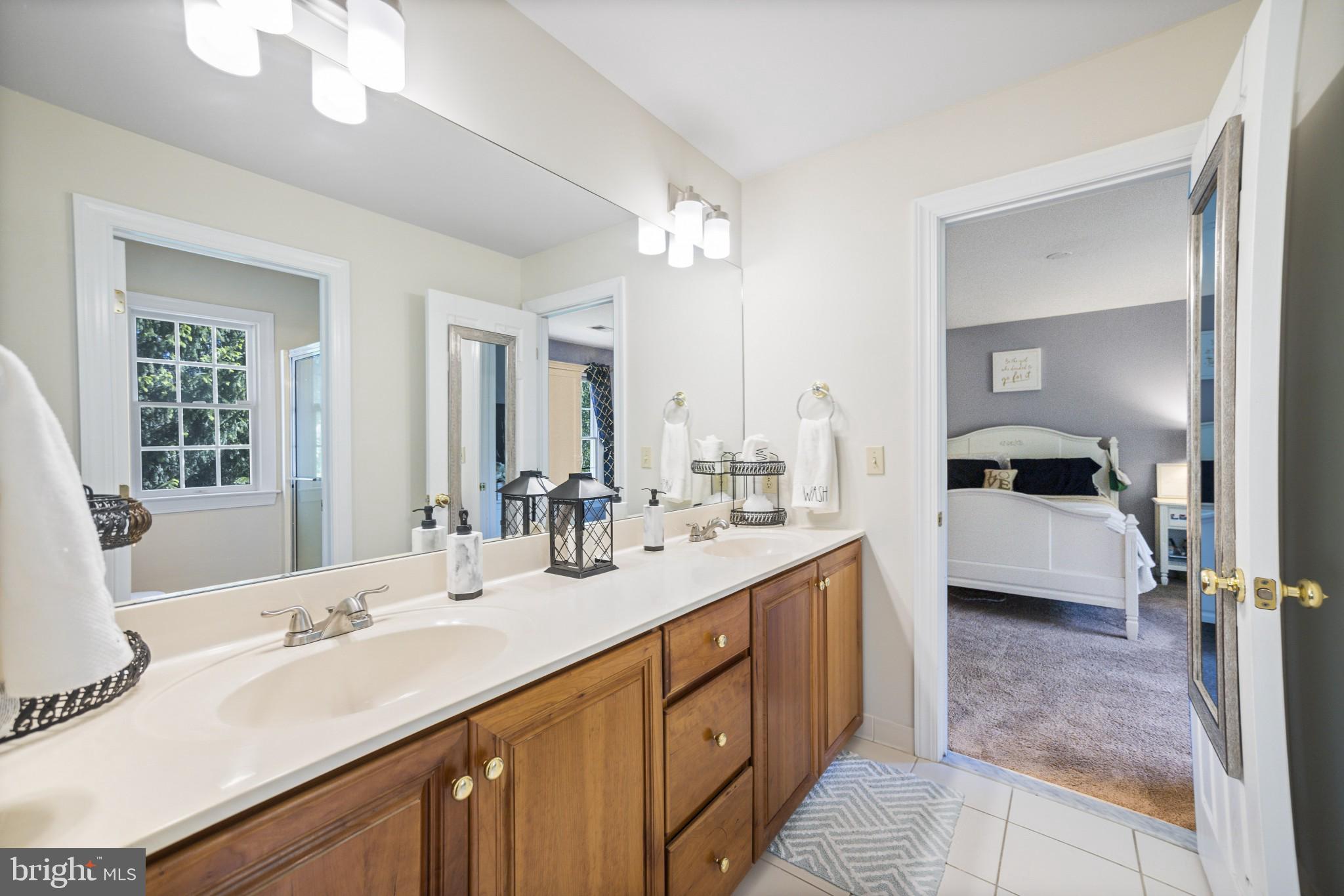 HILLHURST - Residential