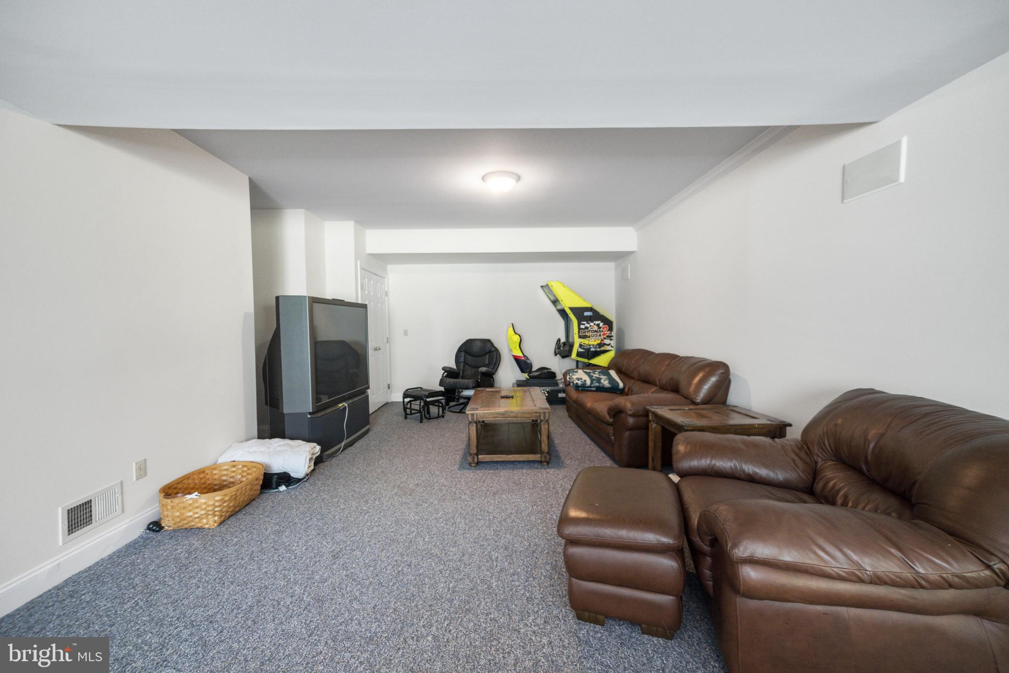 HILLHURST - Residential