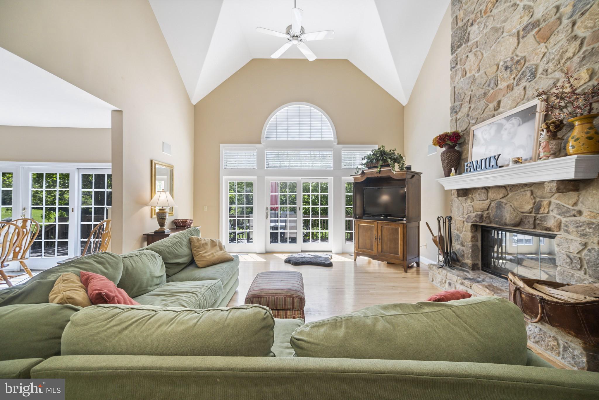 HILLHURST - Residential