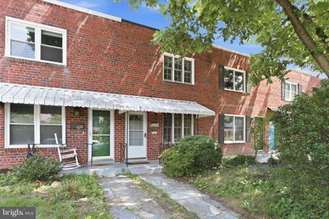 Townhouse For Rent - 627 N Alfred Street<br/> Alexandria City County, ALEXANDRIA, VA 22314
