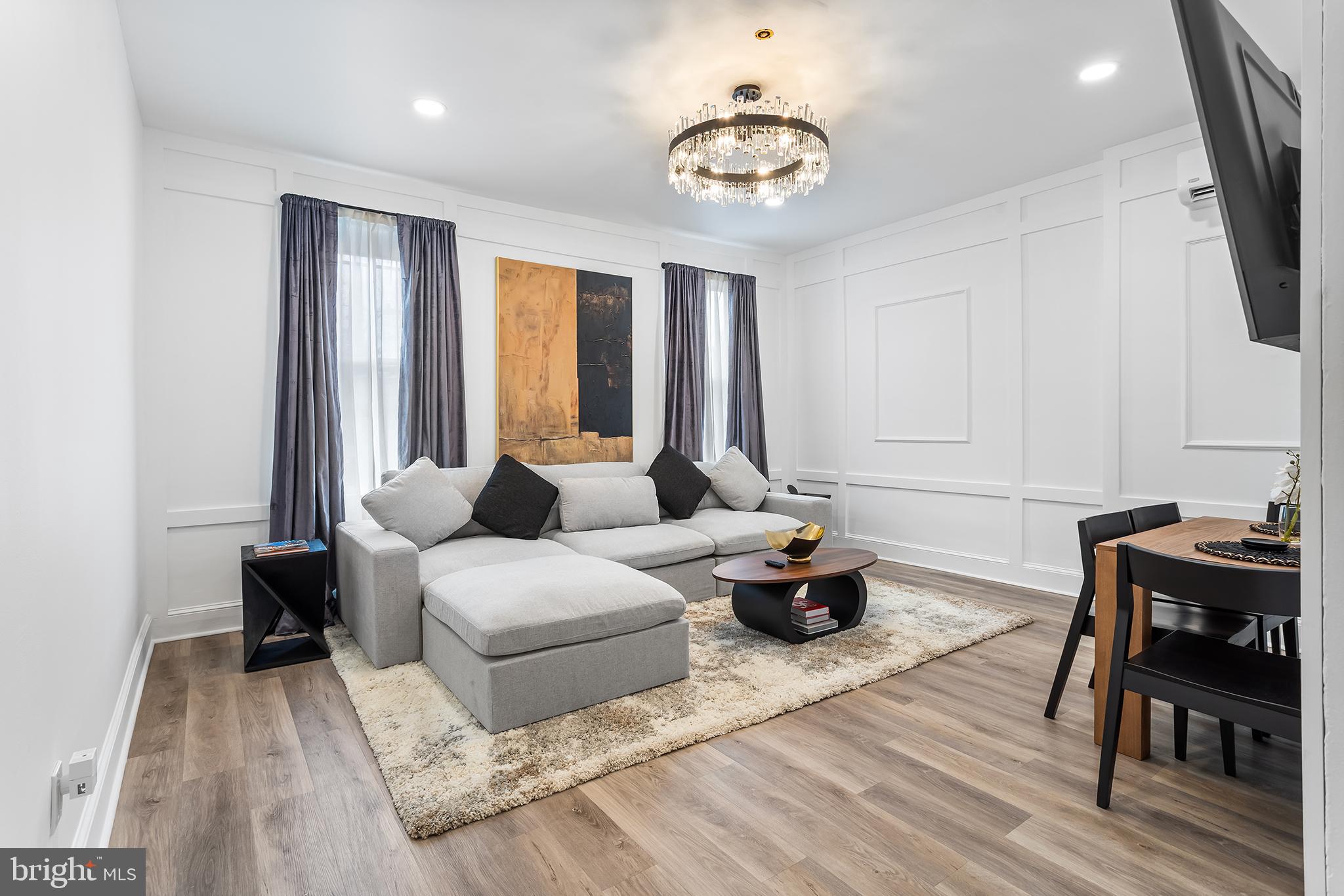 569 N 20TH STREET 2F