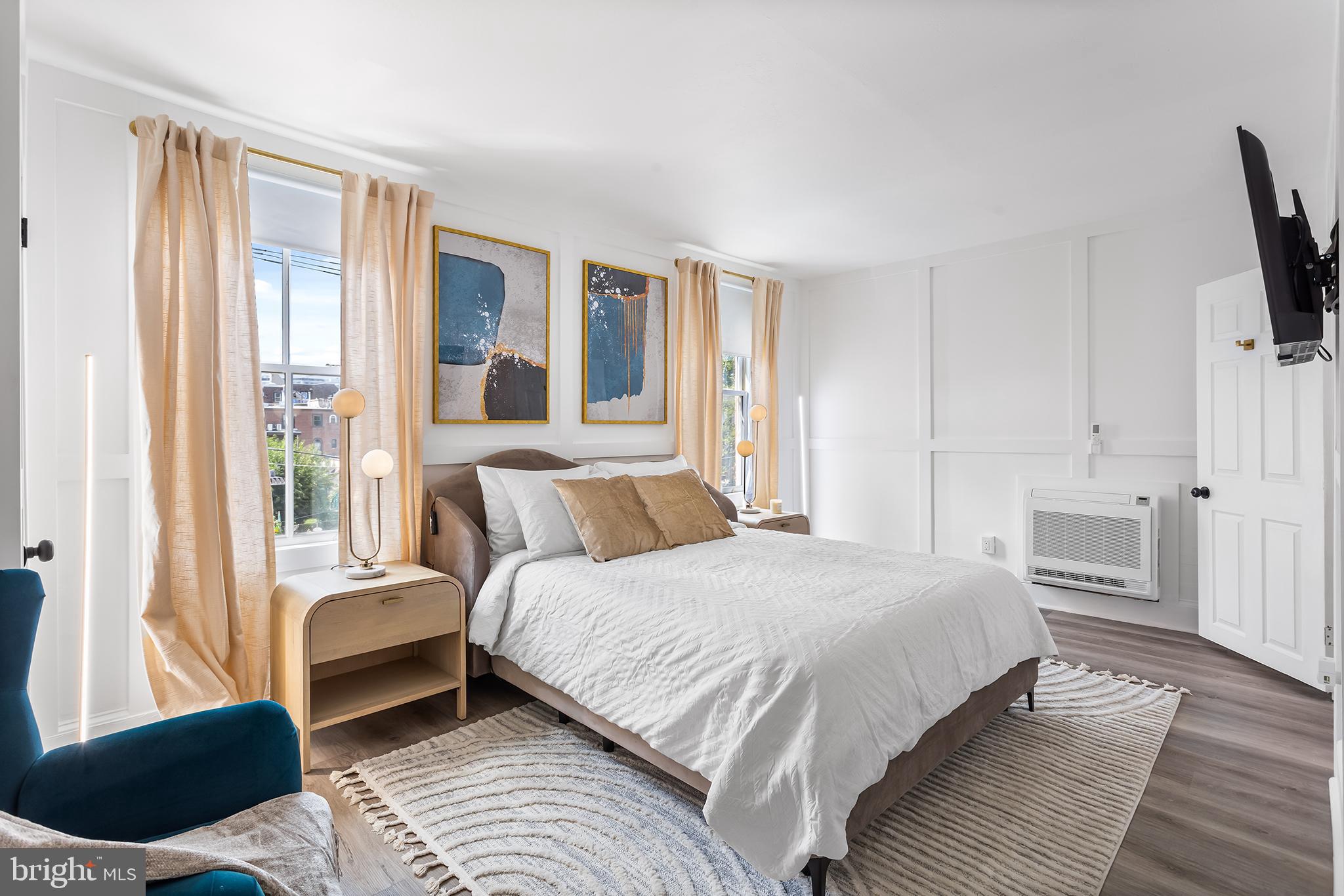 569 N 20TH STREET 2F