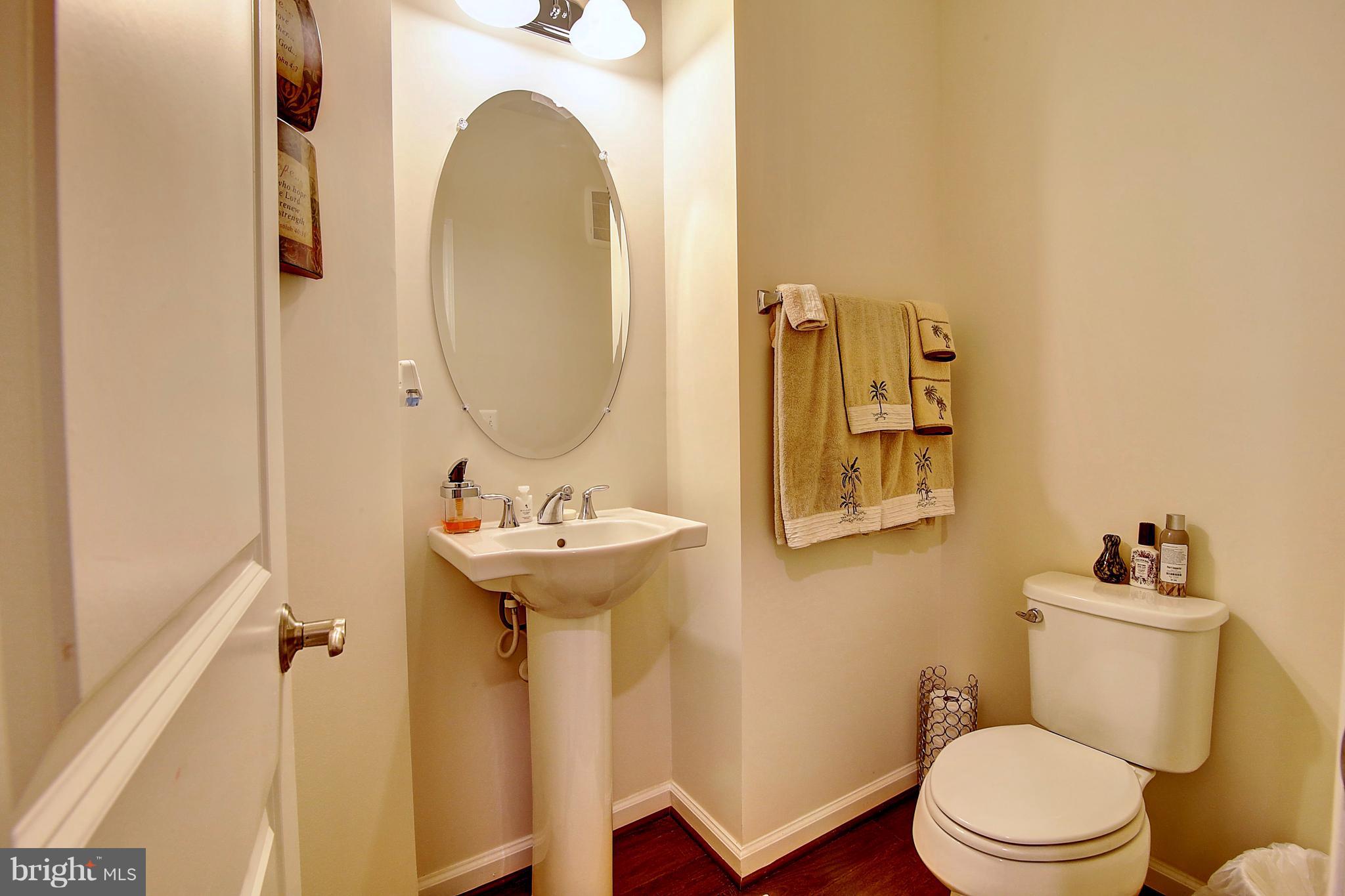 WILLIAM SQUARE - Residential Lease