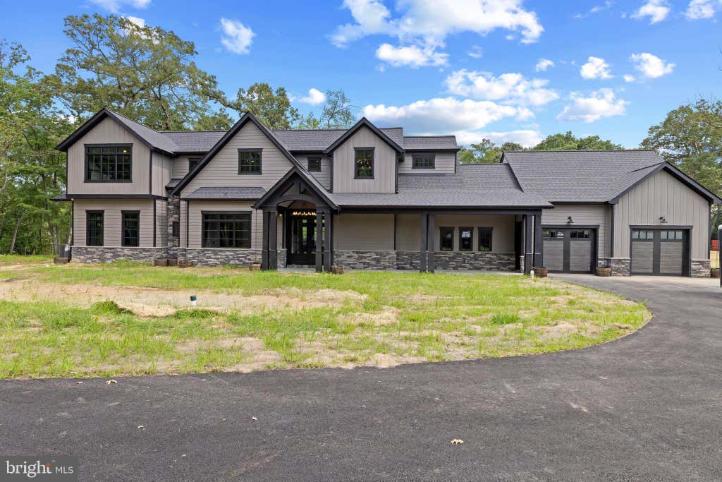 Photo of 7962 Frances Lane, PASADENA, MD 21122 (MLS # MDAA2154456)
