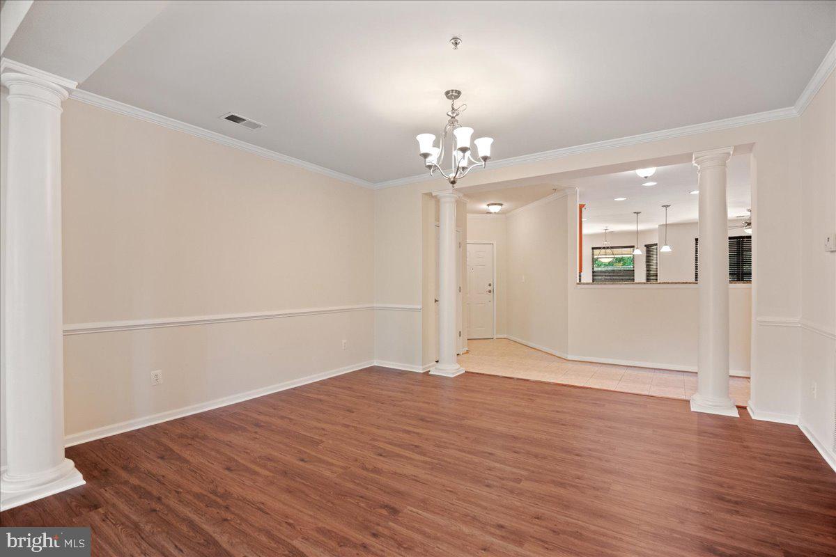 OYSTER BAY CONDOMINIUMS - Residential