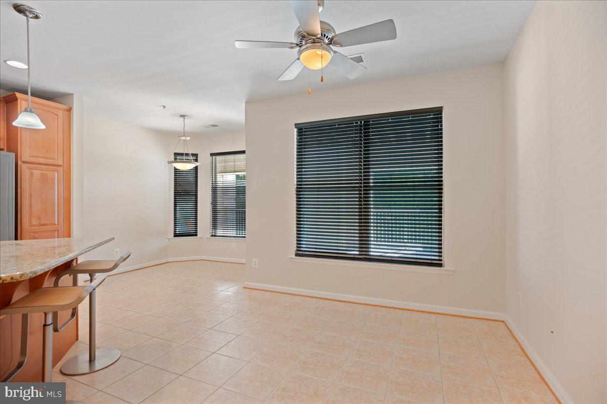 OYSTER BAY CONDOMINIUMS - Residential