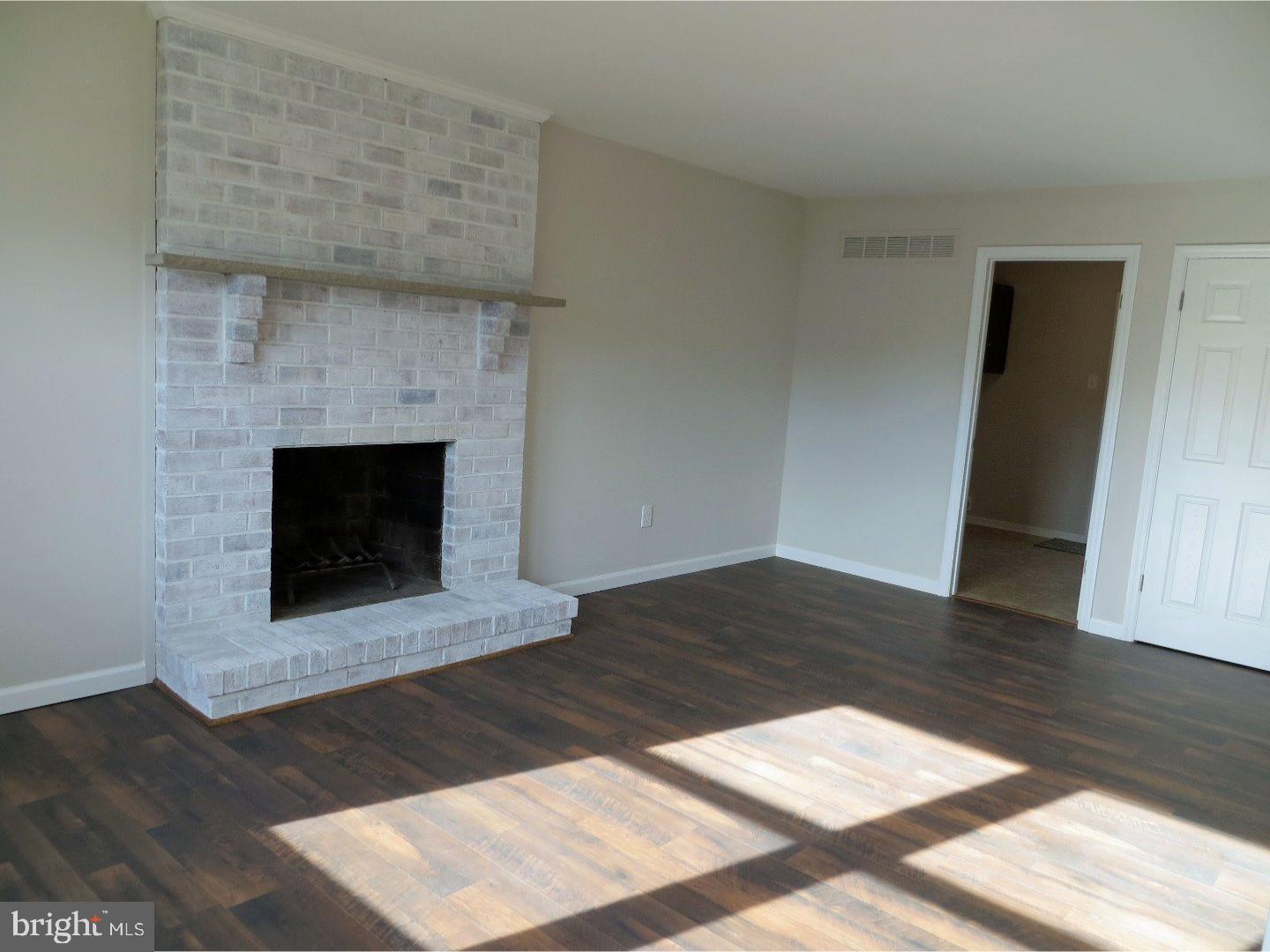 WILLOWBROOK - Residential