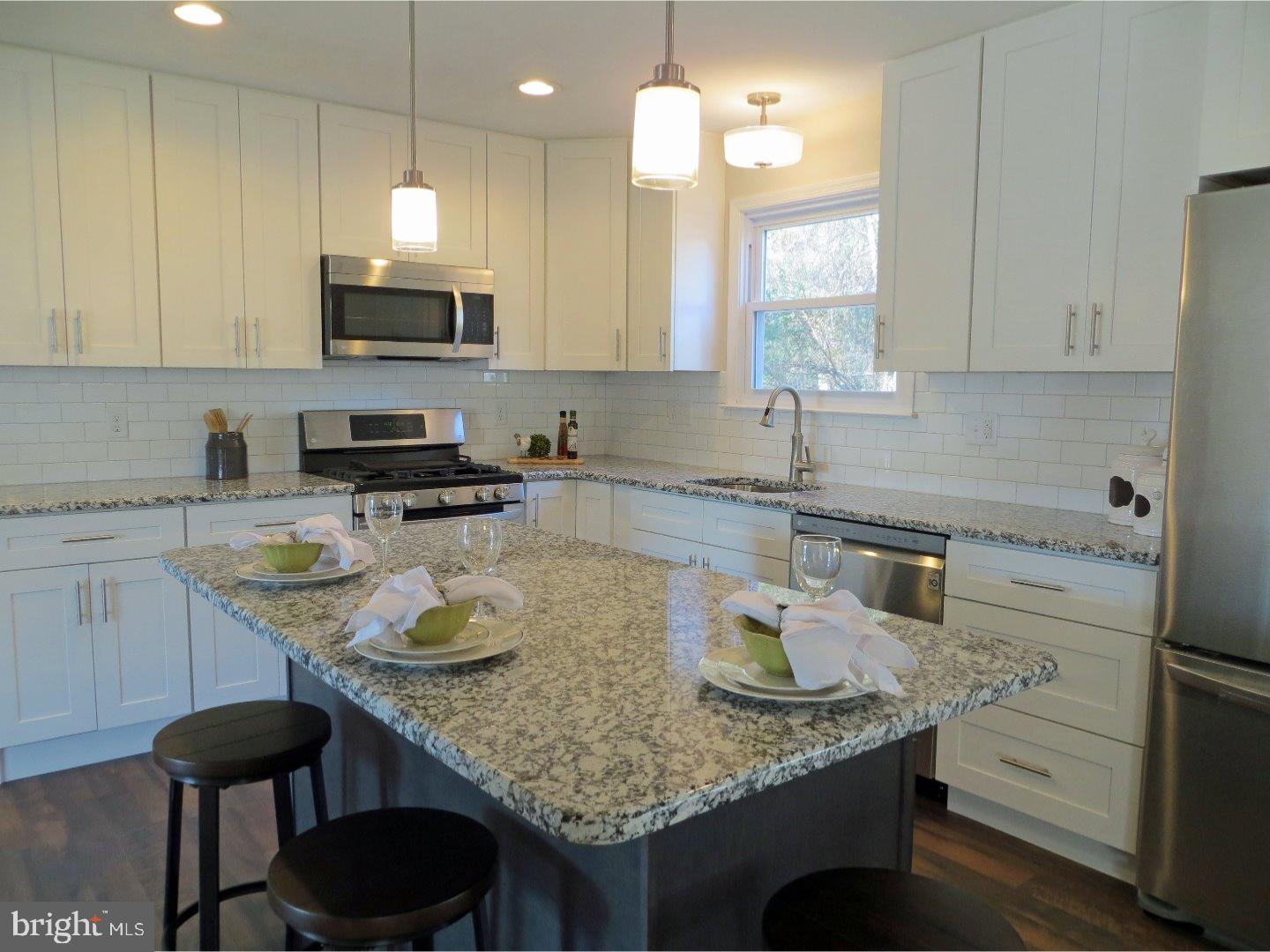 WILLOWBROOK - Residential