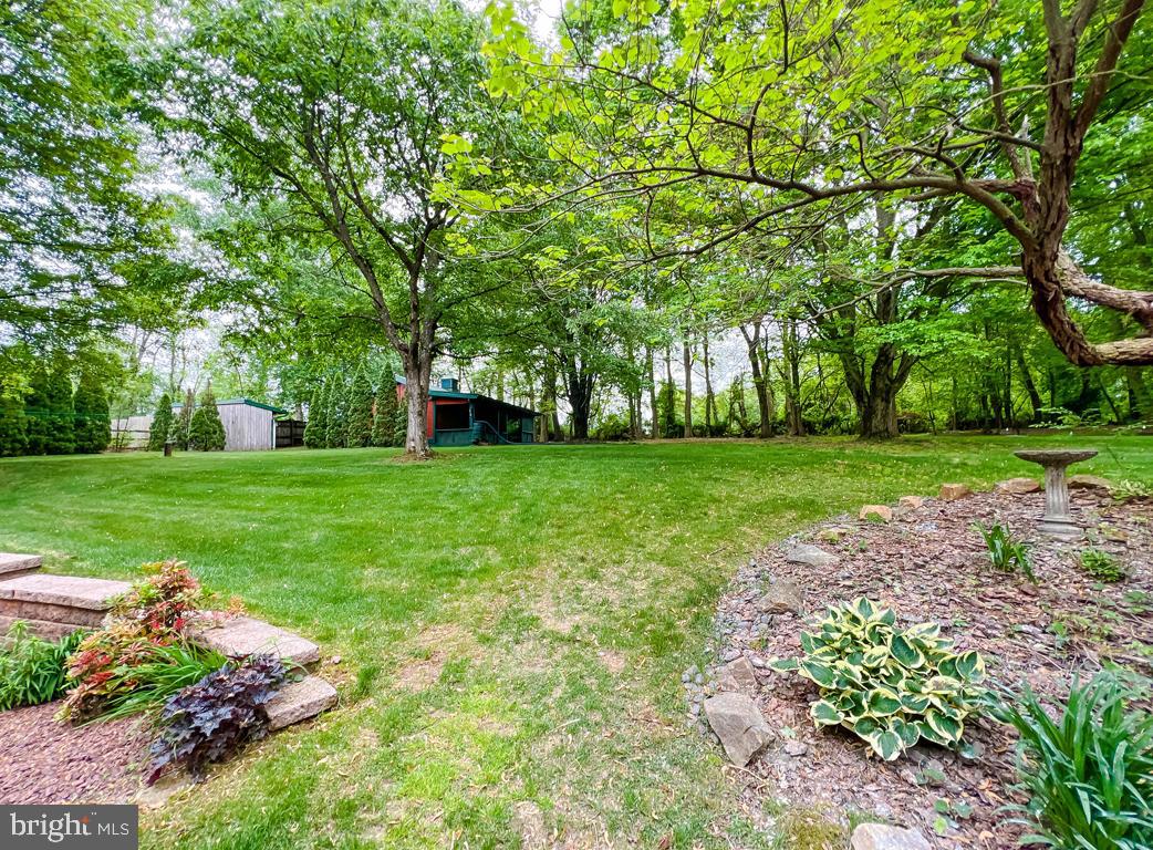 BRIGHTON MANOR - Residential