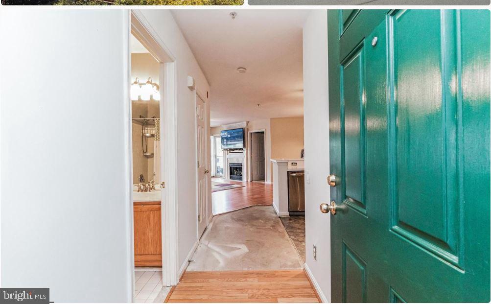 DOMINION STATION - Residential Lease