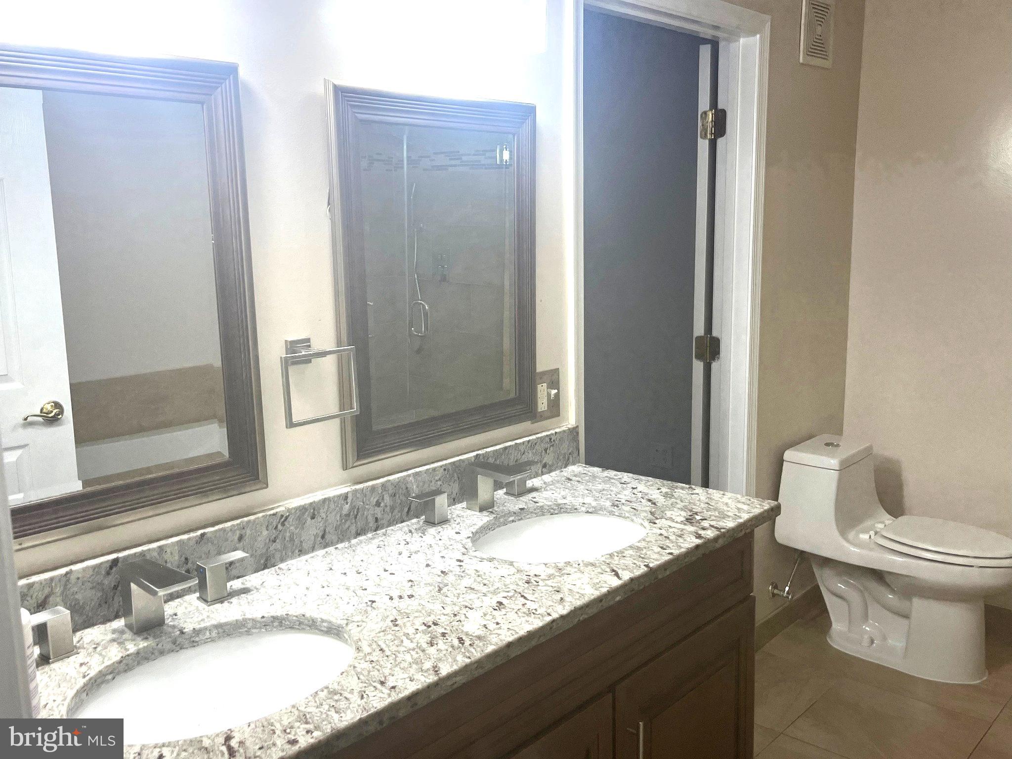 DOMINION STATION - Residential Lease