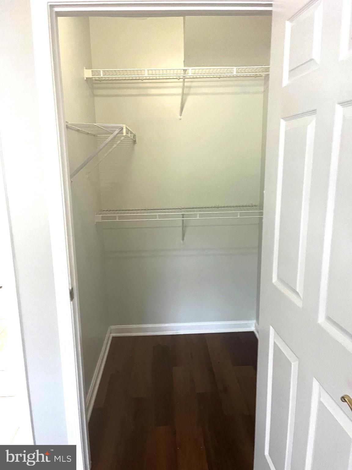 DOMINION STATION - Residential Lease