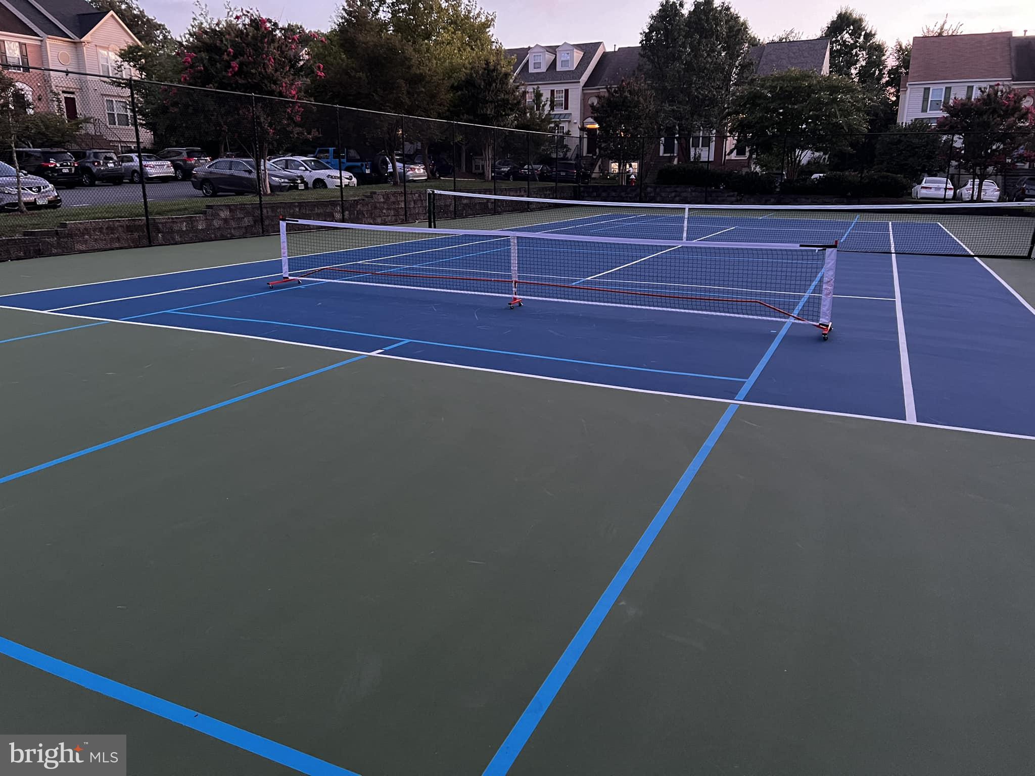 DOMINION STATION - Residential Lease