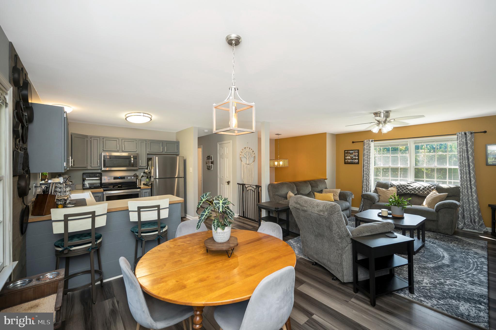 PLEASANT PINES ESTATES - Residential