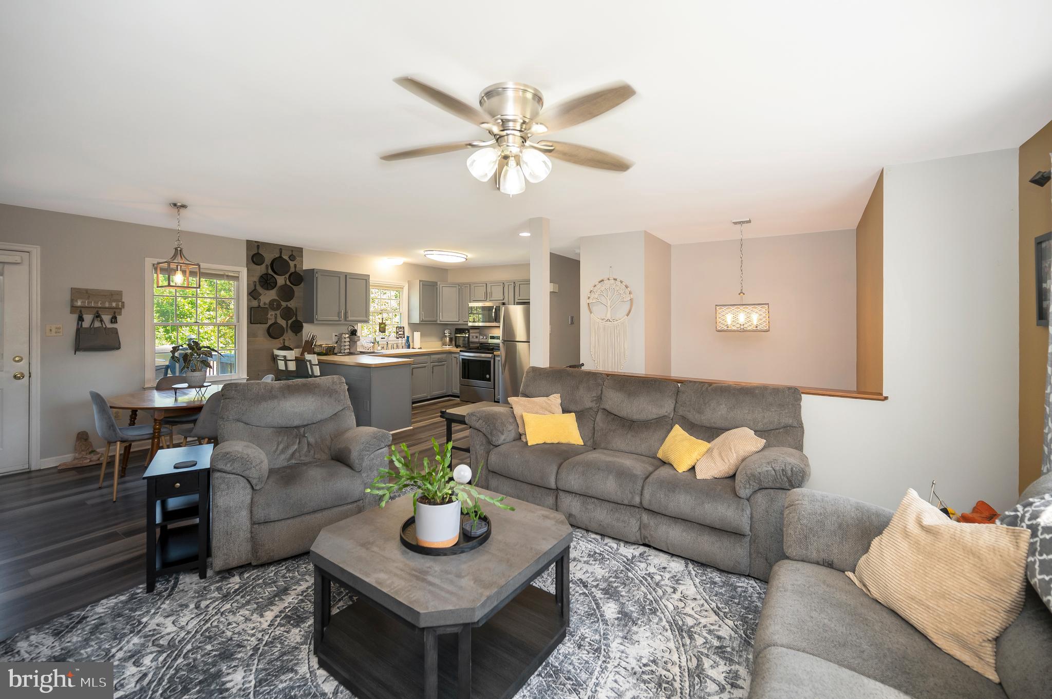 PLEASANT PINES ESTATES - Residential