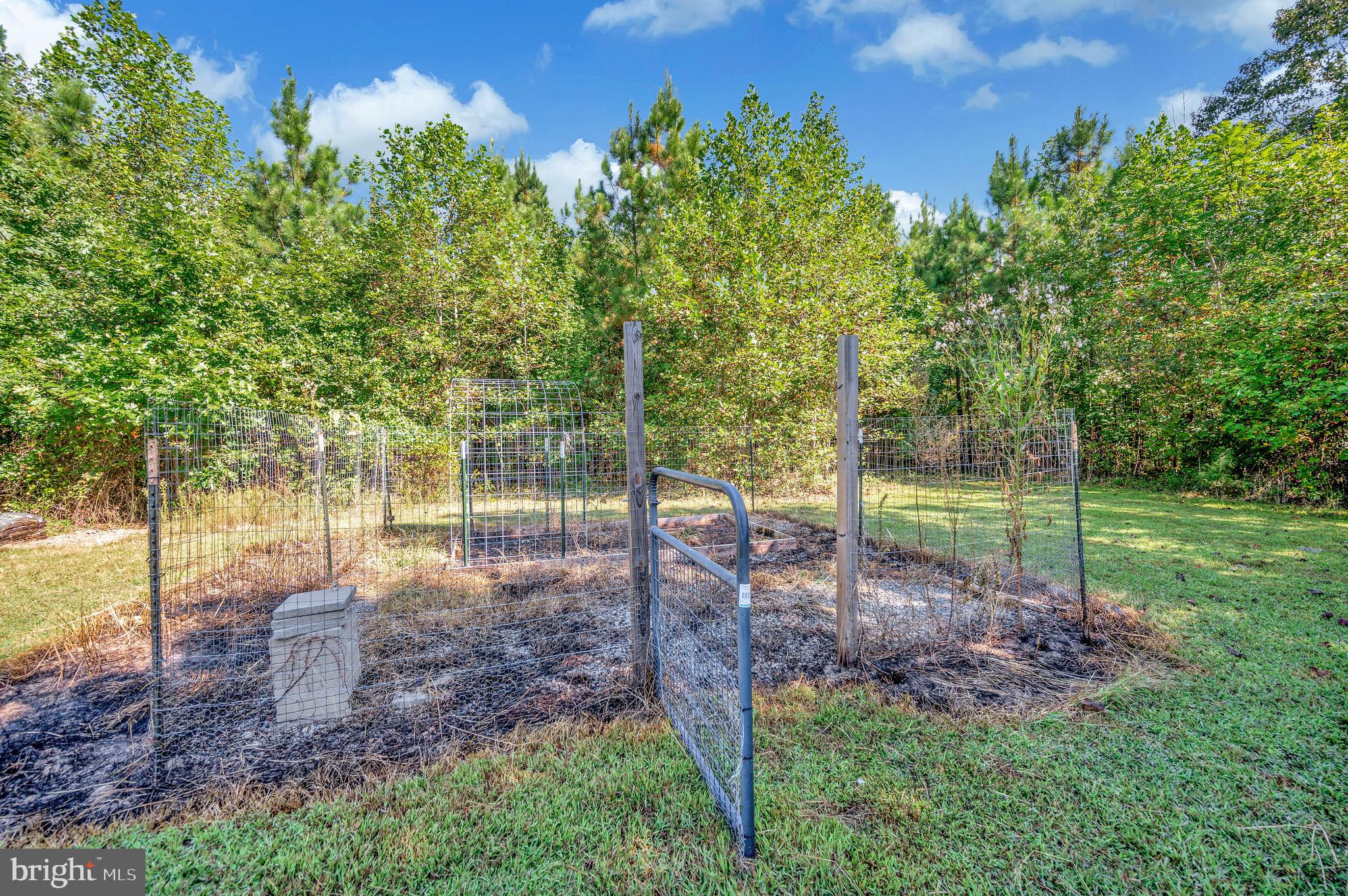 PLEASANT PINES ESTATES - Residential