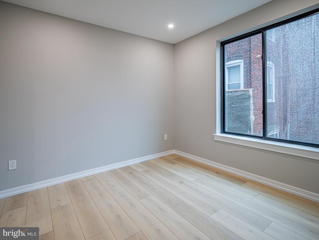 BELLA VISTA - Residential Lease