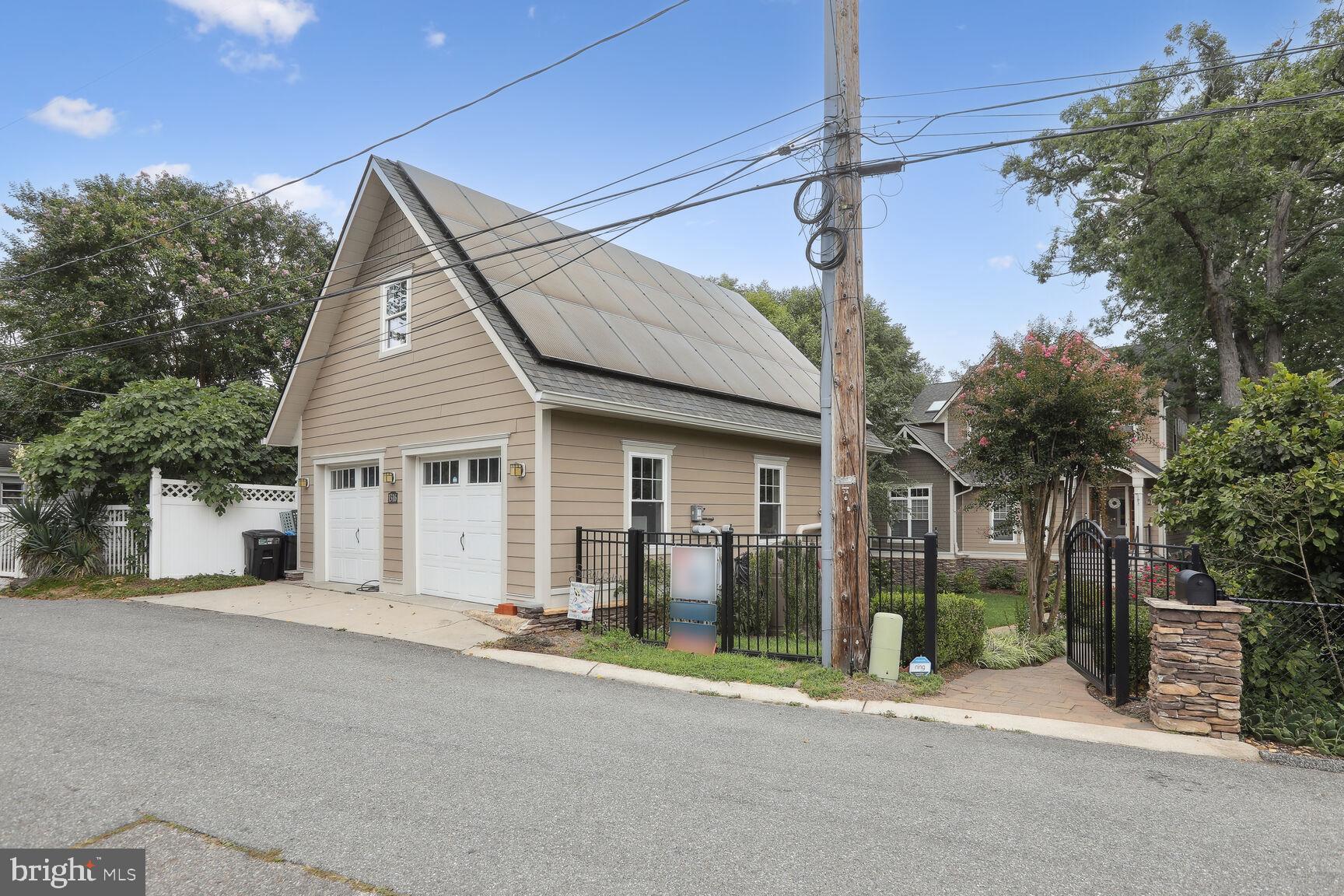ROCK VIEW BEACH - Residential