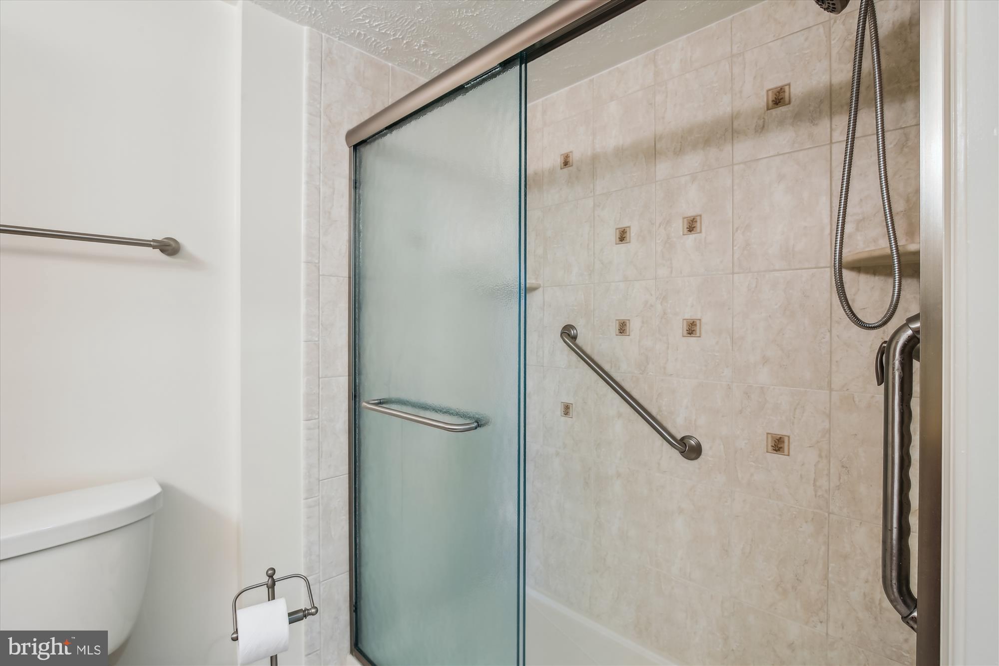 PENDERBROOK - Residential