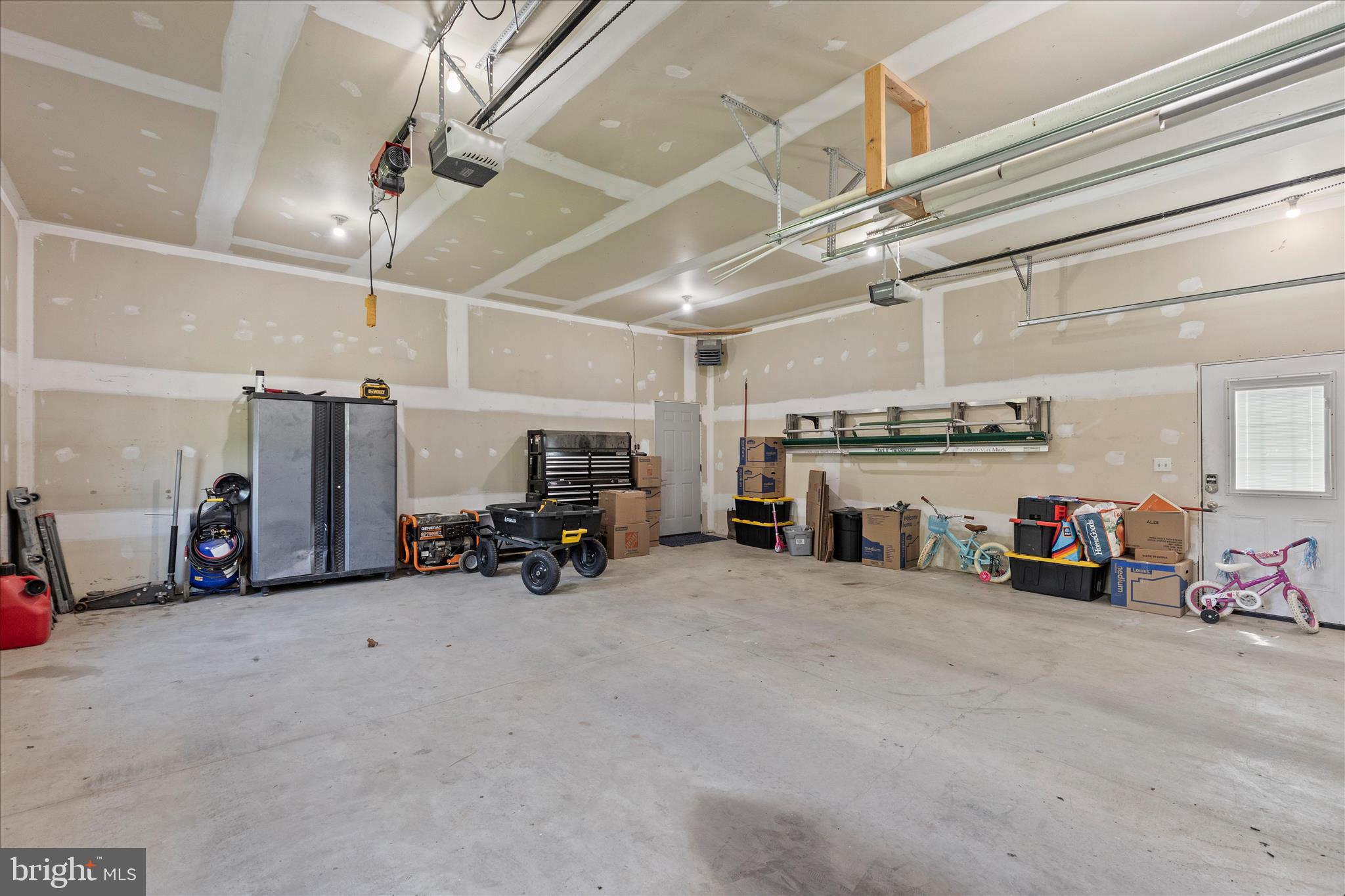 ORCHARD ACRES - Residential