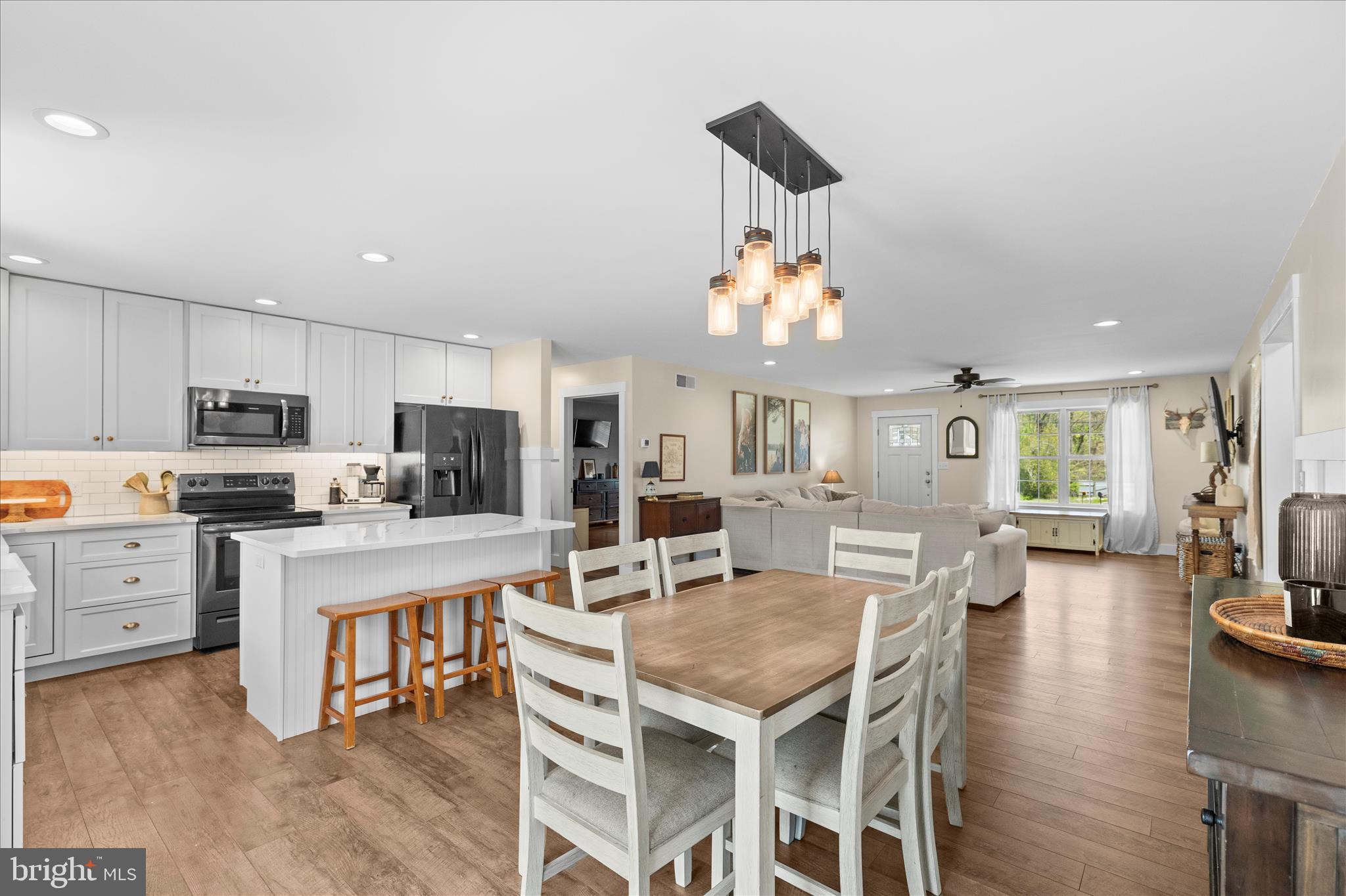 ORCHARD ACRES - Residential