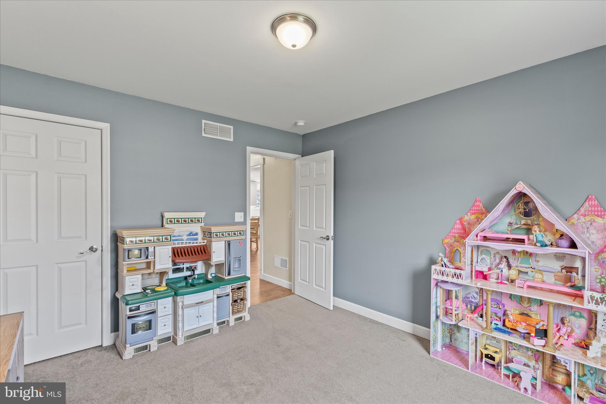 ORCHARD ACRES - Residential